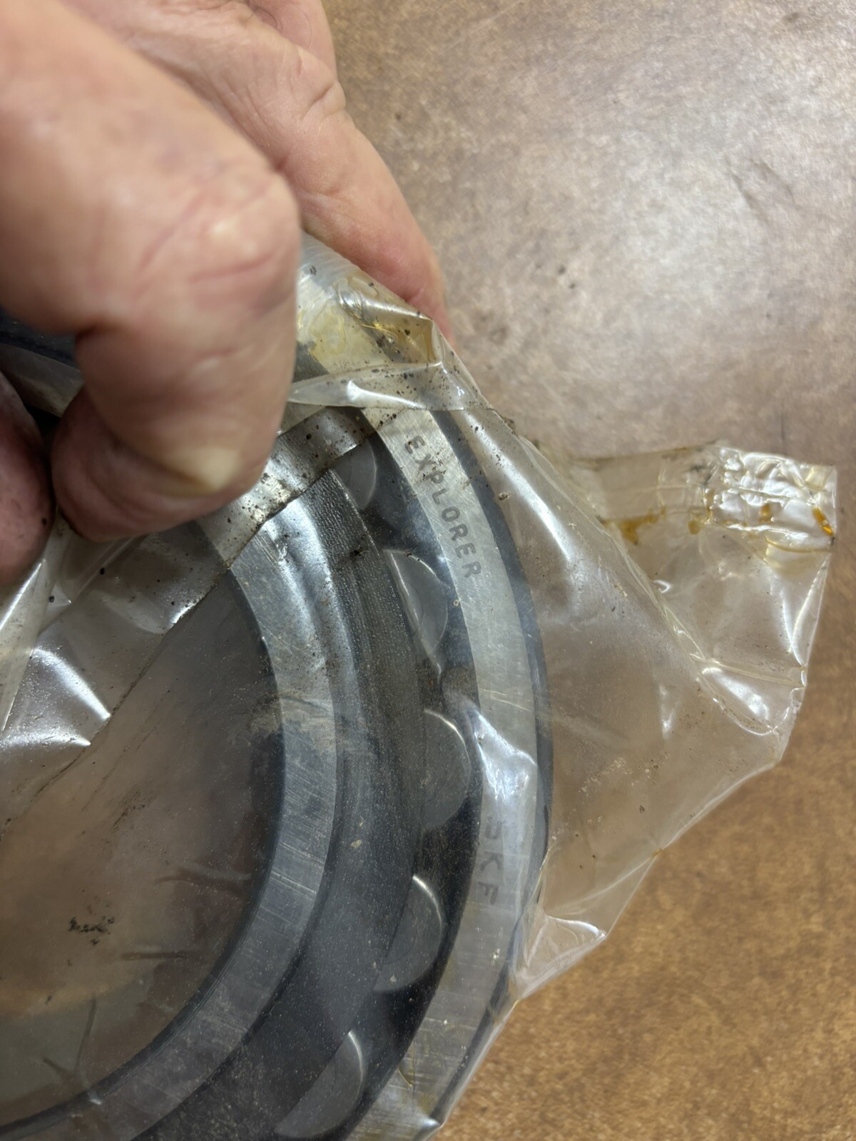 SKF 22219 CCK/C3W33 And 11 022y Bearing.