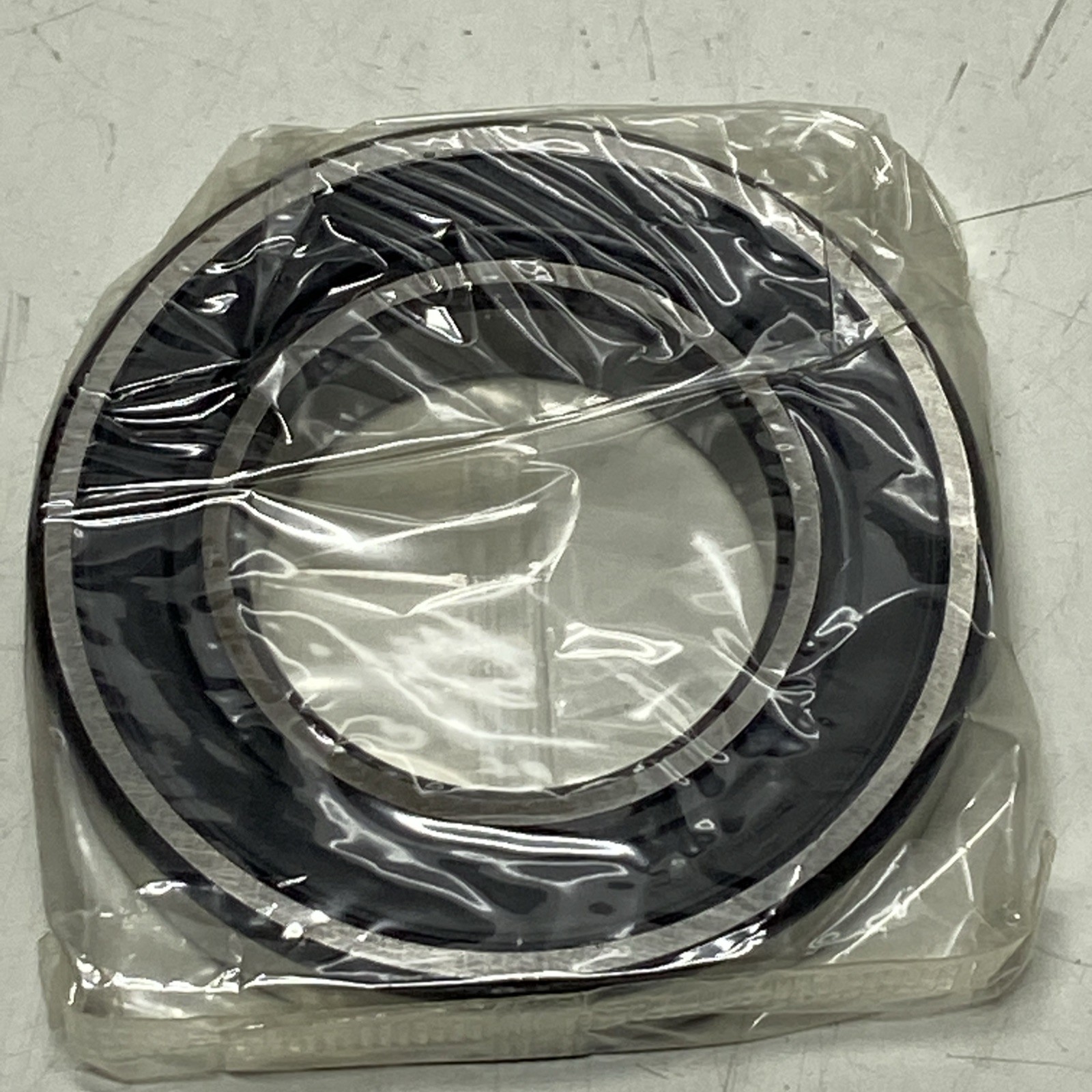 SNR 6212EEJ30D43A50 Spherical Roller Bearing New