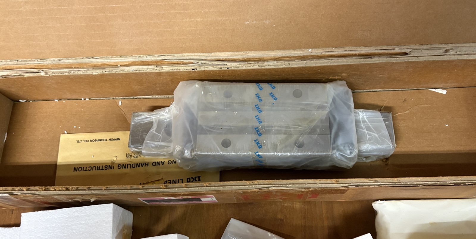 IKO Rail Bearing Assembly Linear Way LWHDG45C1R315BHS / DF-SPLJS1 with rail