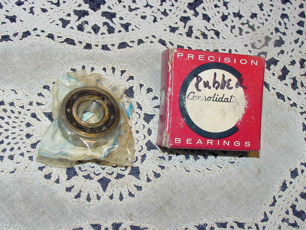 Consolidated Bearing SKF 4202, Double Row Radial Bearing, 15x35x14 mm, NEW!