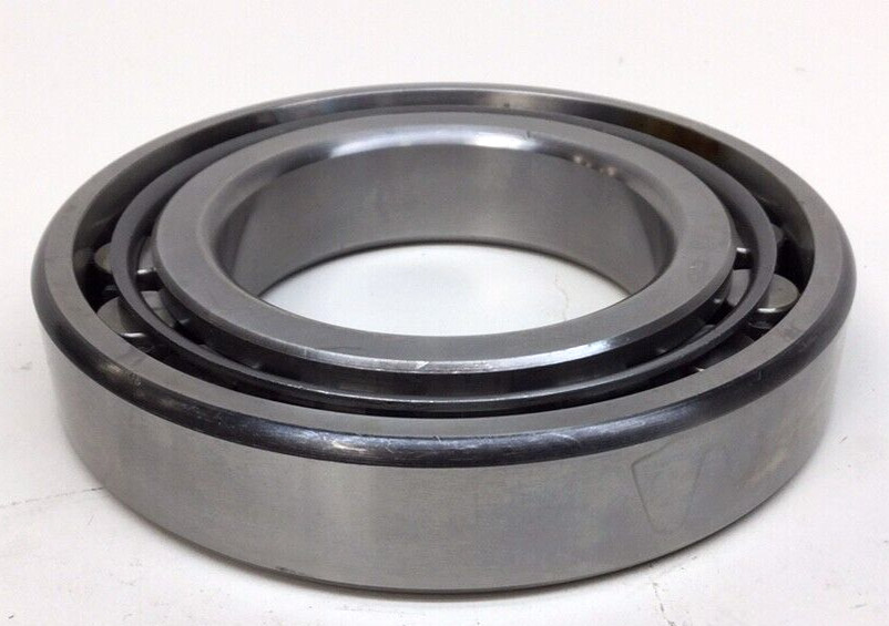 SKF N-214 Cylindrical Roller Bearing 70mm ID X 125mm OD X 24mm W N214
