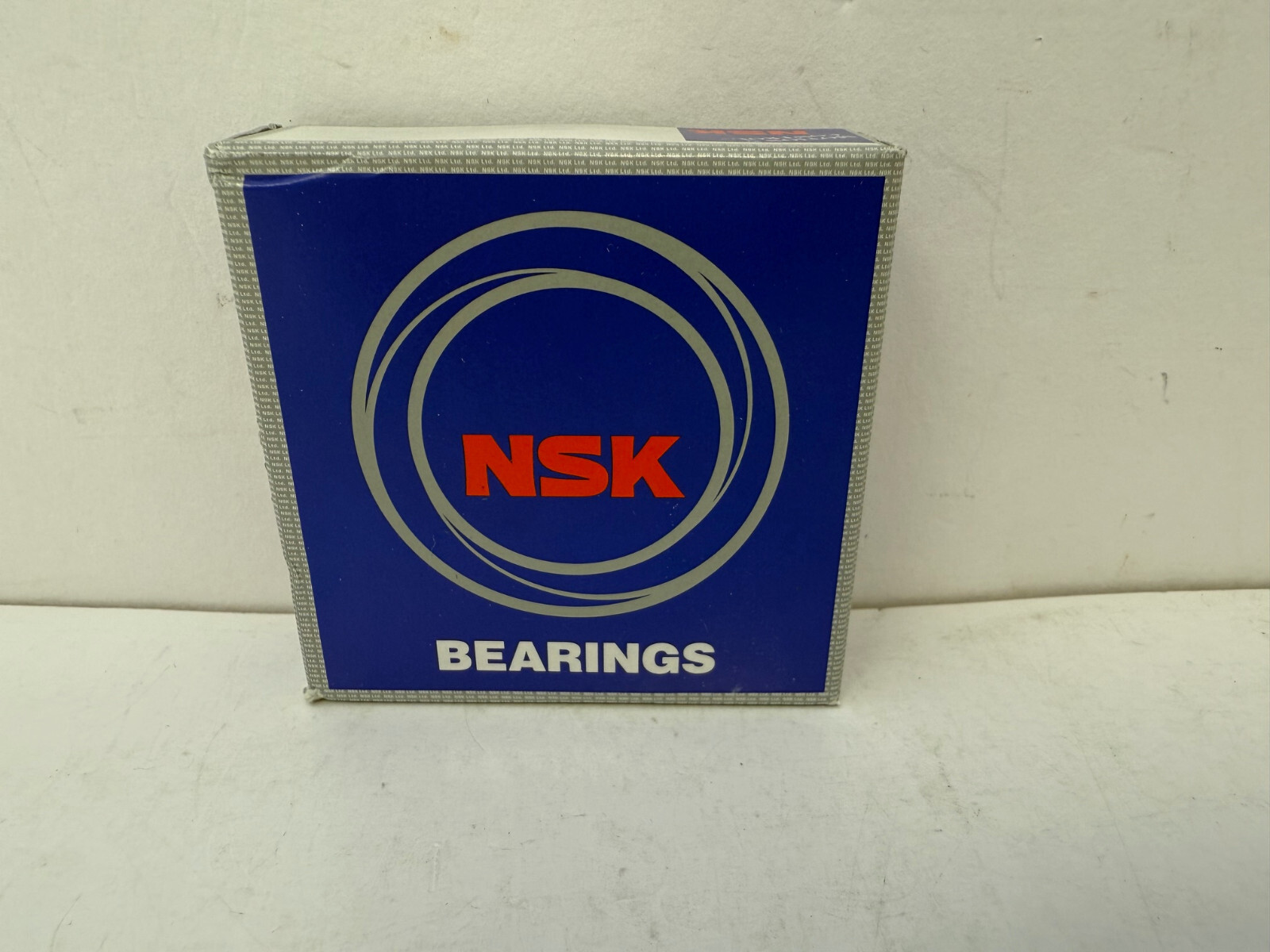NSK HR32007XJP5 TAPERED ROLLER BEARING NEW OPEN BOX