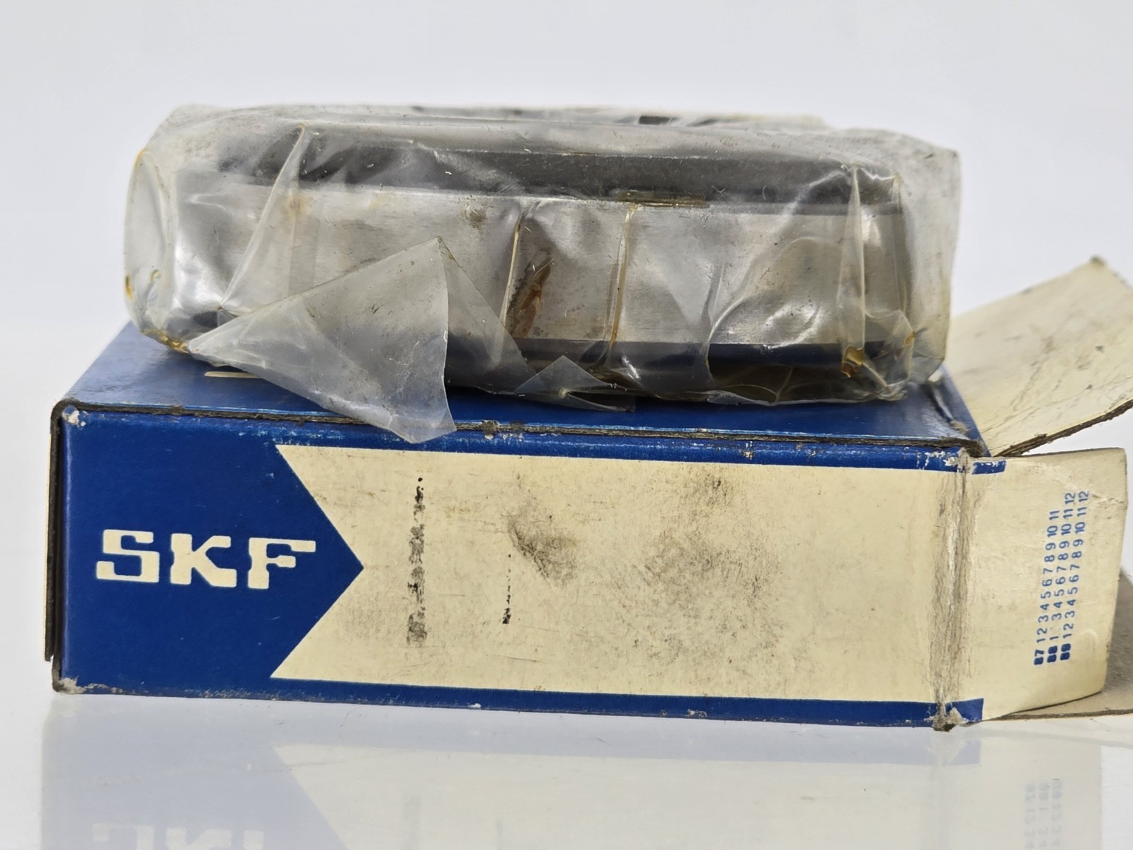 NOS CKLM67048 SKF Roller Bearing Germany
