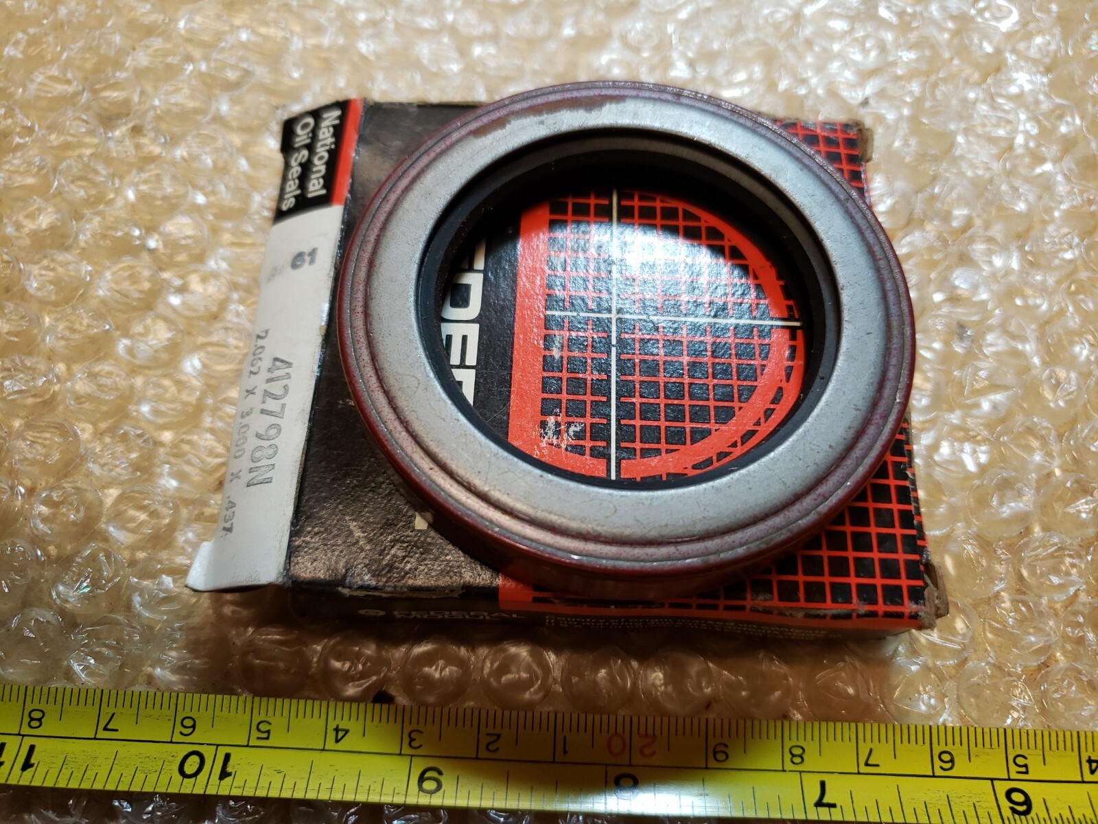 National Federal-Mogul 412798N Oil Seal New 1 Is In The Carquest Box! F+S!