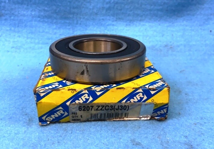 SNR RADIAL DEEP GROOVE BALL BEARING 6207 ZZC3 J30 35MM X 72MM X 17MM
