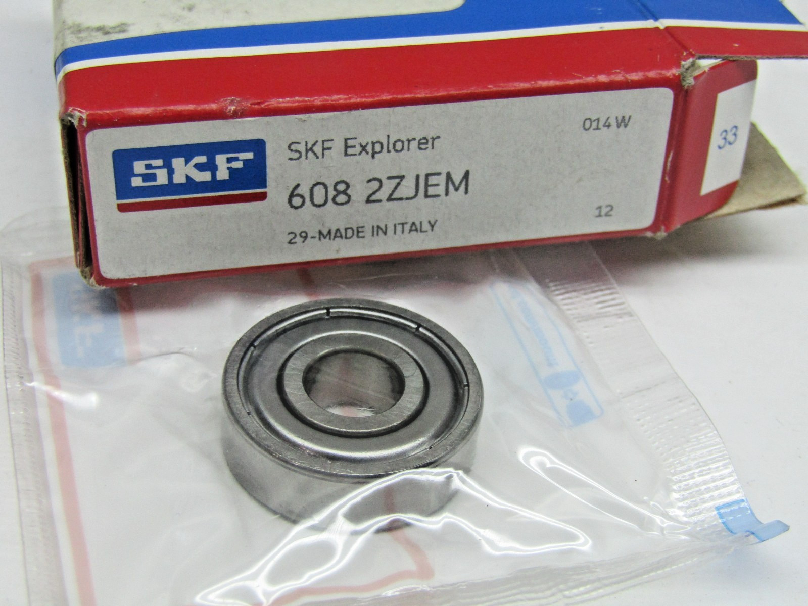 SKF 608-2Z JEM 8mm X 22mm X 7mm Shielded Bearing