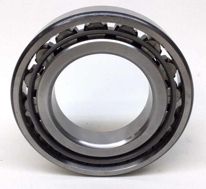 SKF N-214 Cylindrical Roller Bearing 70mm ID X 125mm OD X 24mm W N214