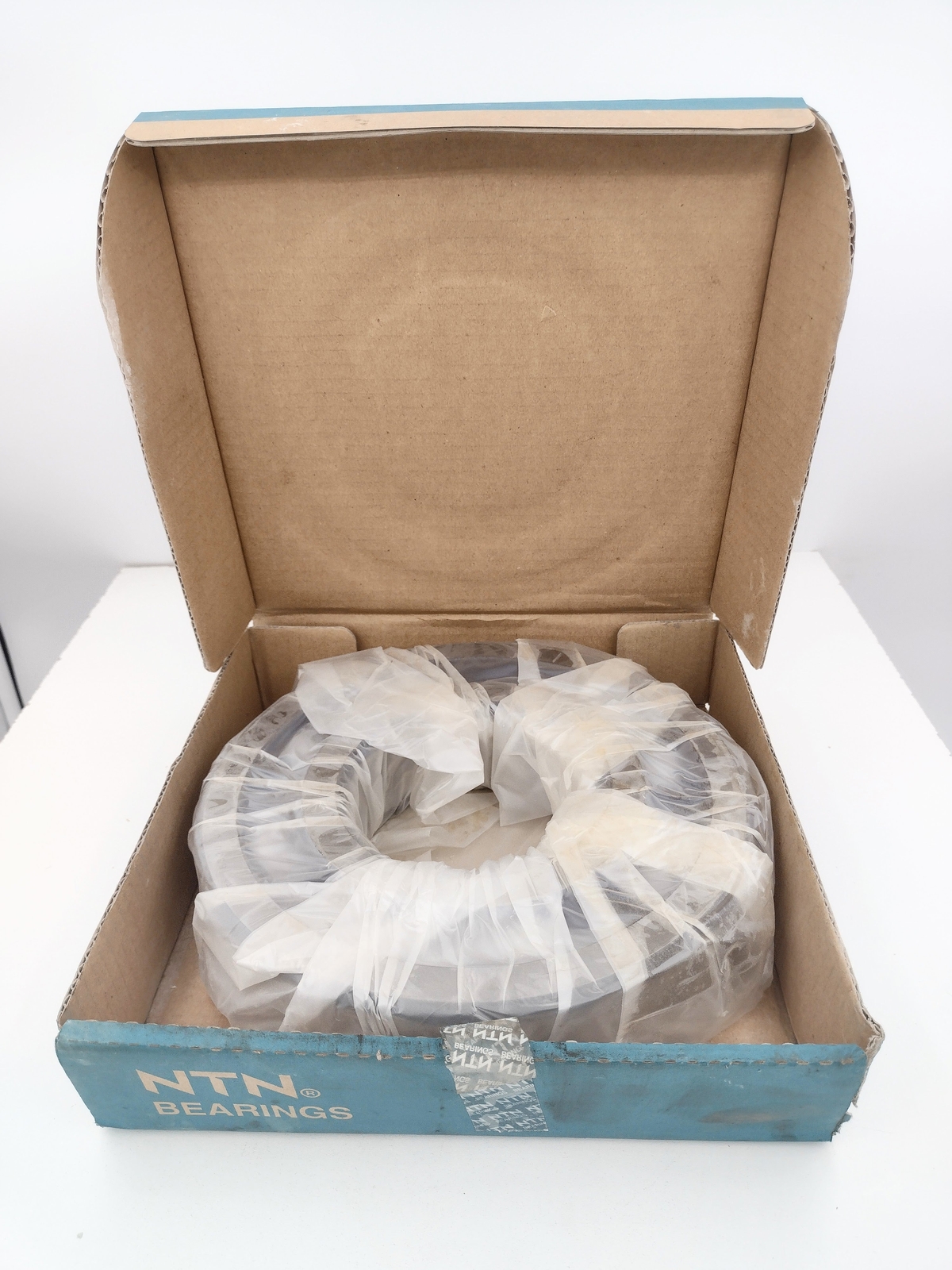 NTN 6320 CM Radial Deep Groove Ball Bearing