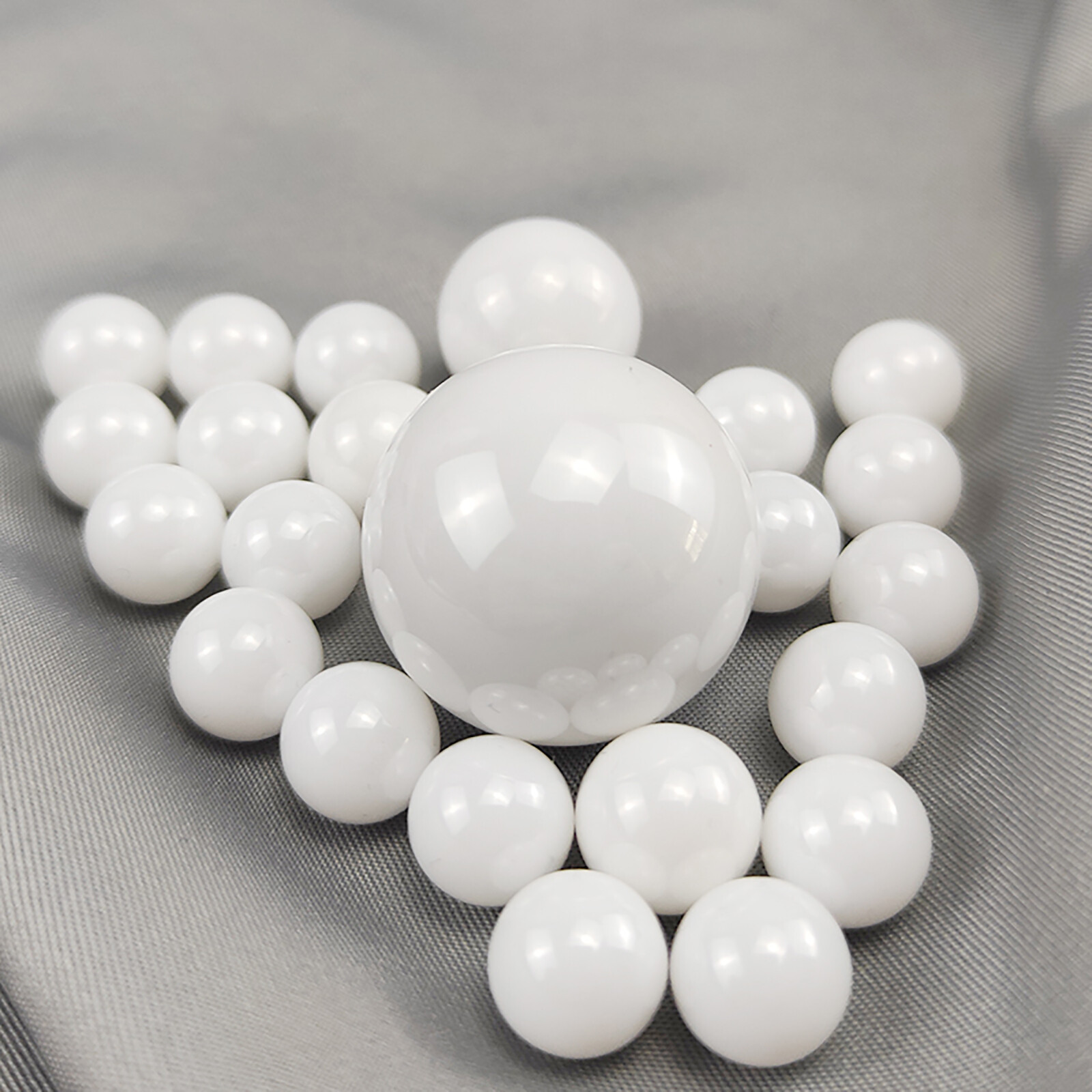 Ceramic Bearing Balls 0.8mm – 50.8mm Dia ZRO2 Zirconium Oxide Ball G10 Precision