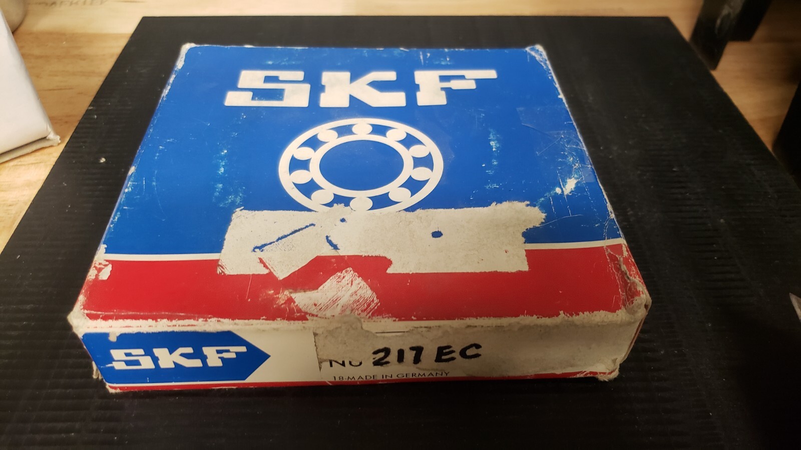 SKF Bearing, NU217EC / 217EC – Cylindrical, 85 mm ID, 150 mm OD, 28 mm Width