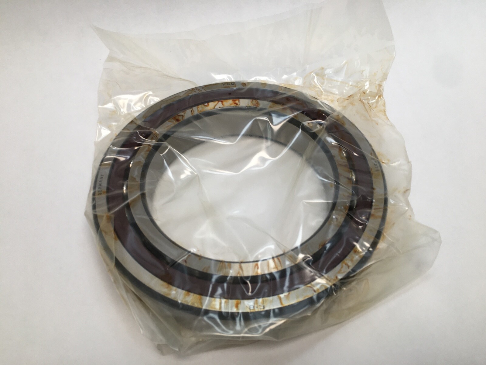 FAG B7026C.TPA.P4S.UM Angular Bearing 130x200x33 mm B7026CTPAP4K5UM 7026 7026C