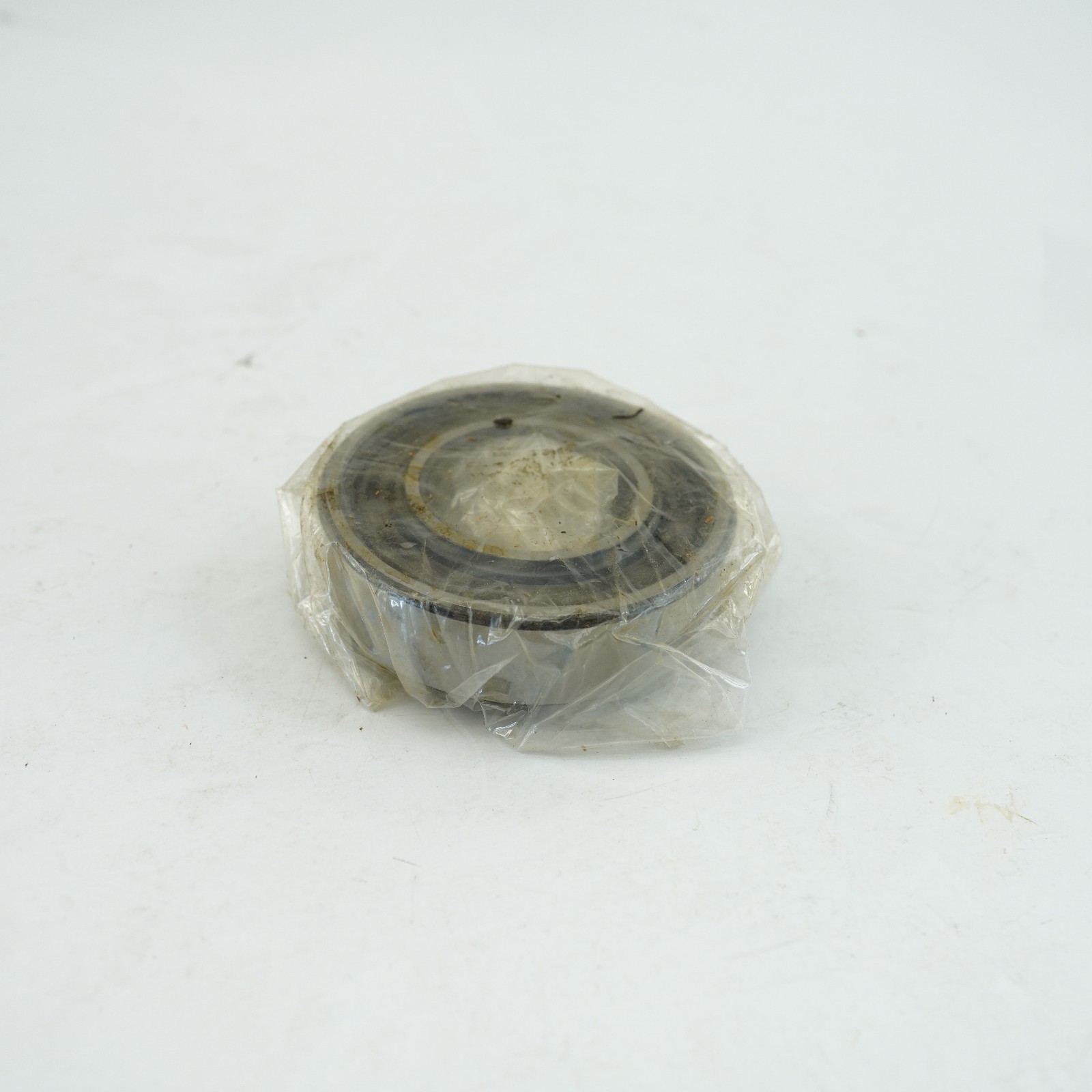 NU206 Cylindrical Roller Bearing 82-12 by NTN brand new old stock