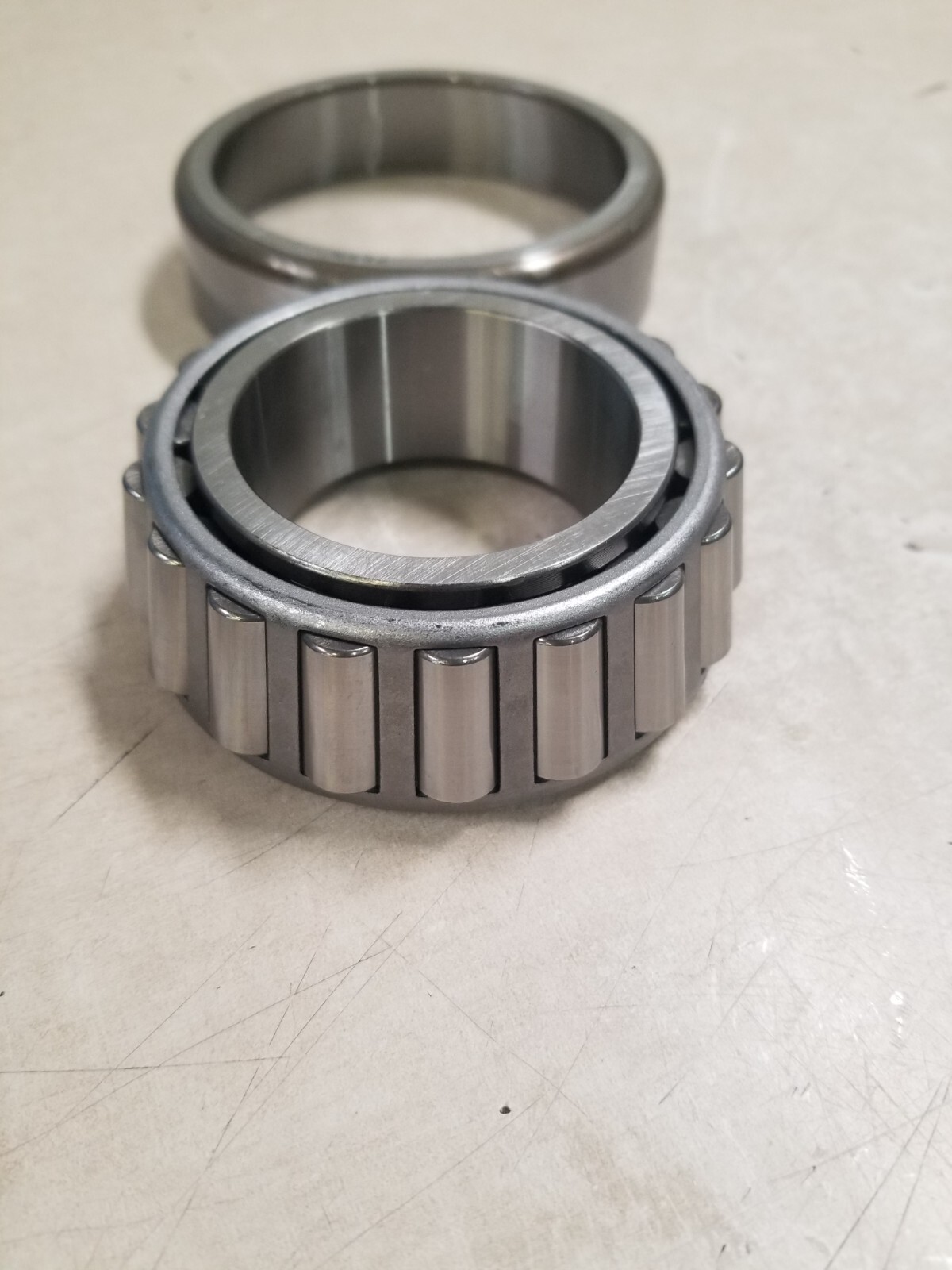 PEER ROLLER BEARING & CONE 3780/3720