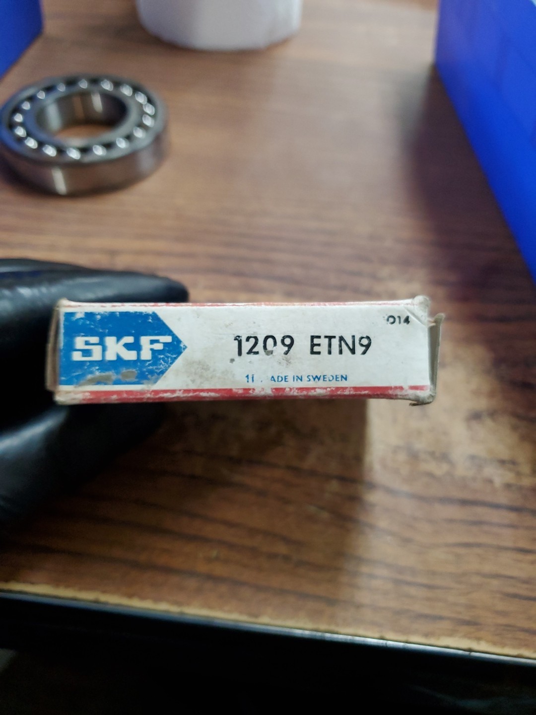 SKF 1209 ETN9 Self-aligning ball bearing (VR15)