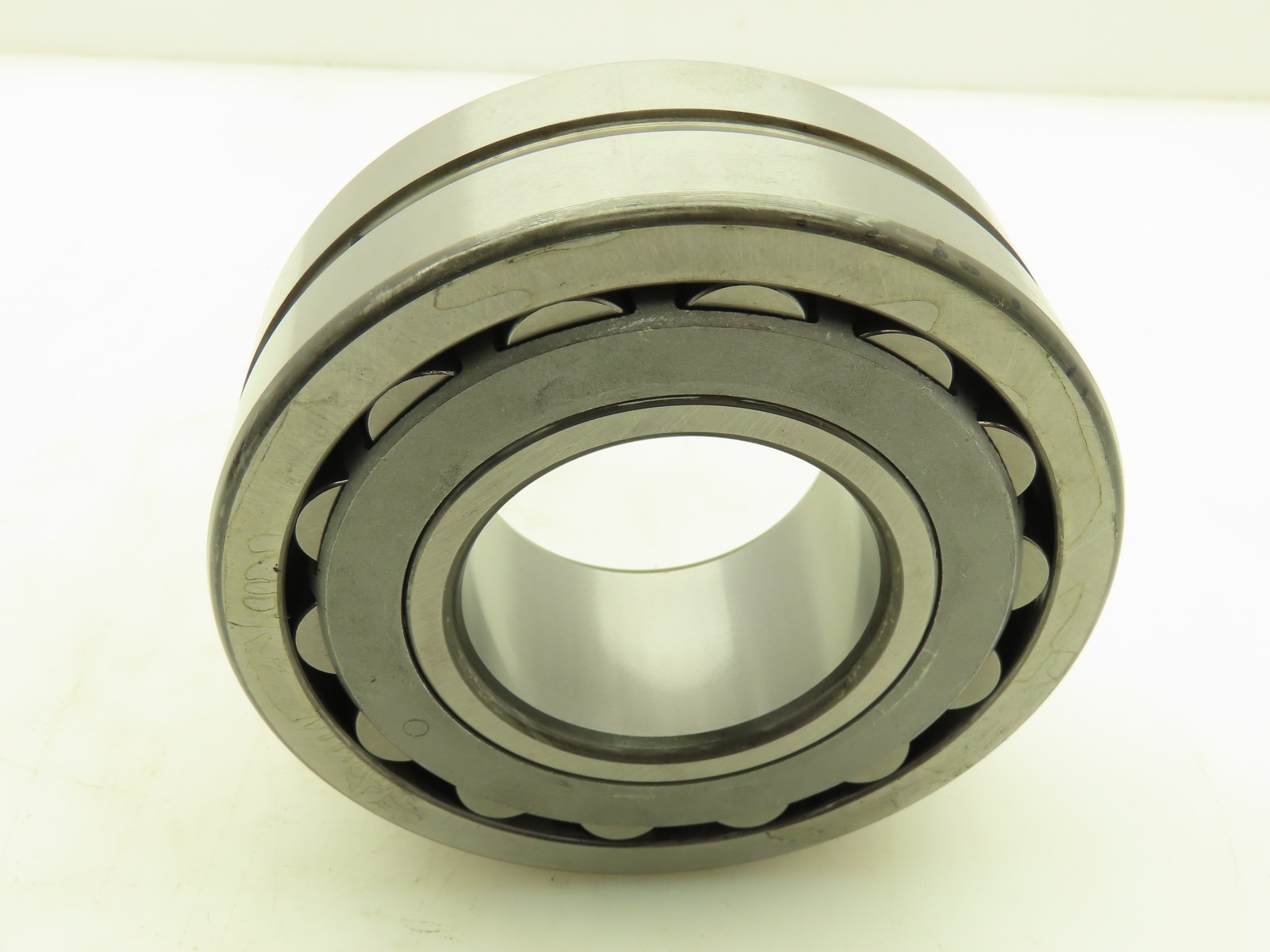 NSK Spherical Roller Bearing Bore Dia. 2.5591″ Outside Dia. (In.) 5.5118 140mm