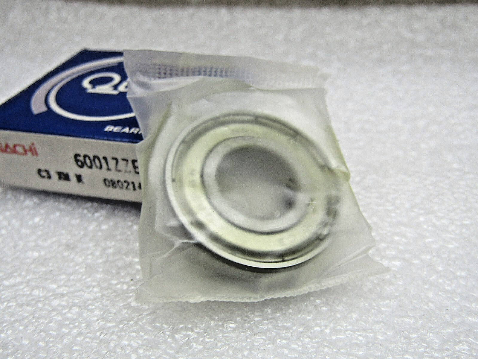 Nachi 6001-ZZ C3 12mm X 28mm X 8mm Shielded Bearing