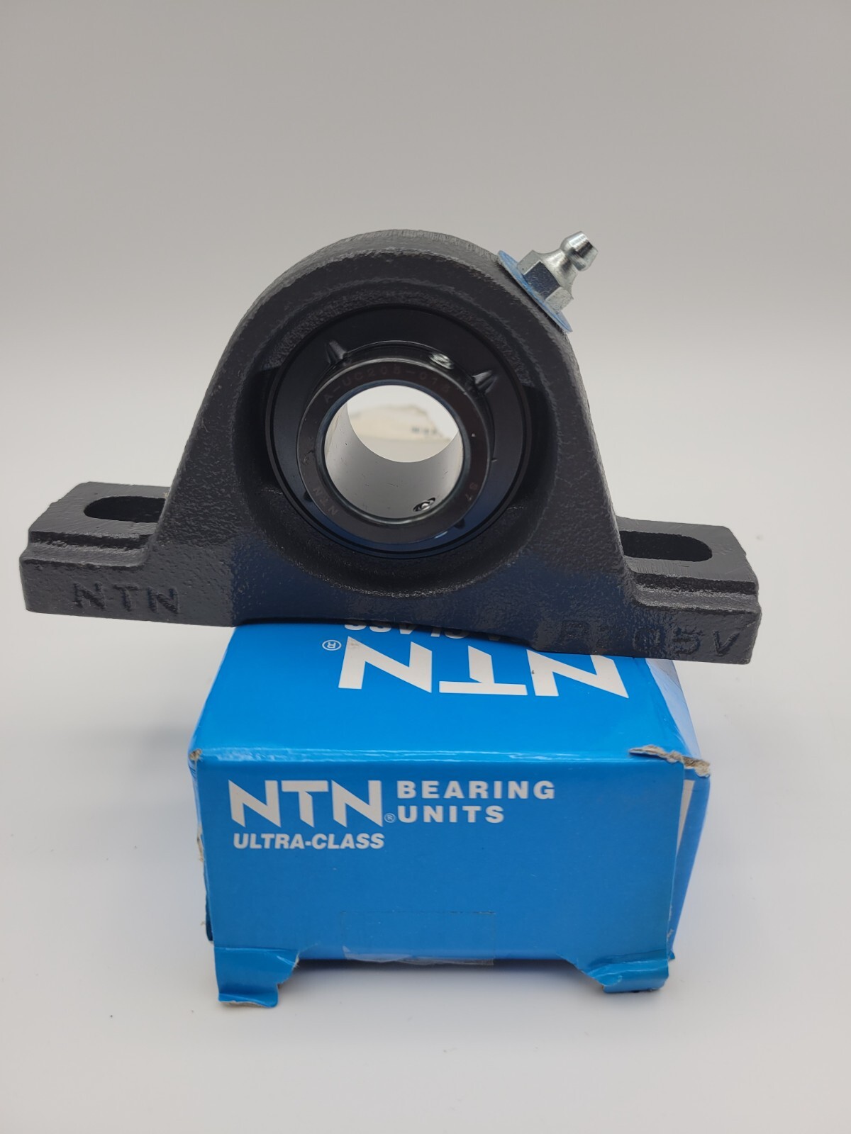NTN P205V 5RYT9 Pillow Block Ball Bearing A-UC205-015 15/16″ Bore Cast Iron NOS