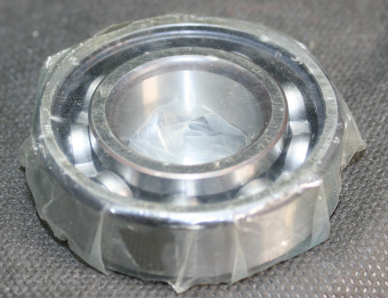 One (1) FAG 6205 C3 Deep Groove Bearings 25 MM Bore Portugal NEW