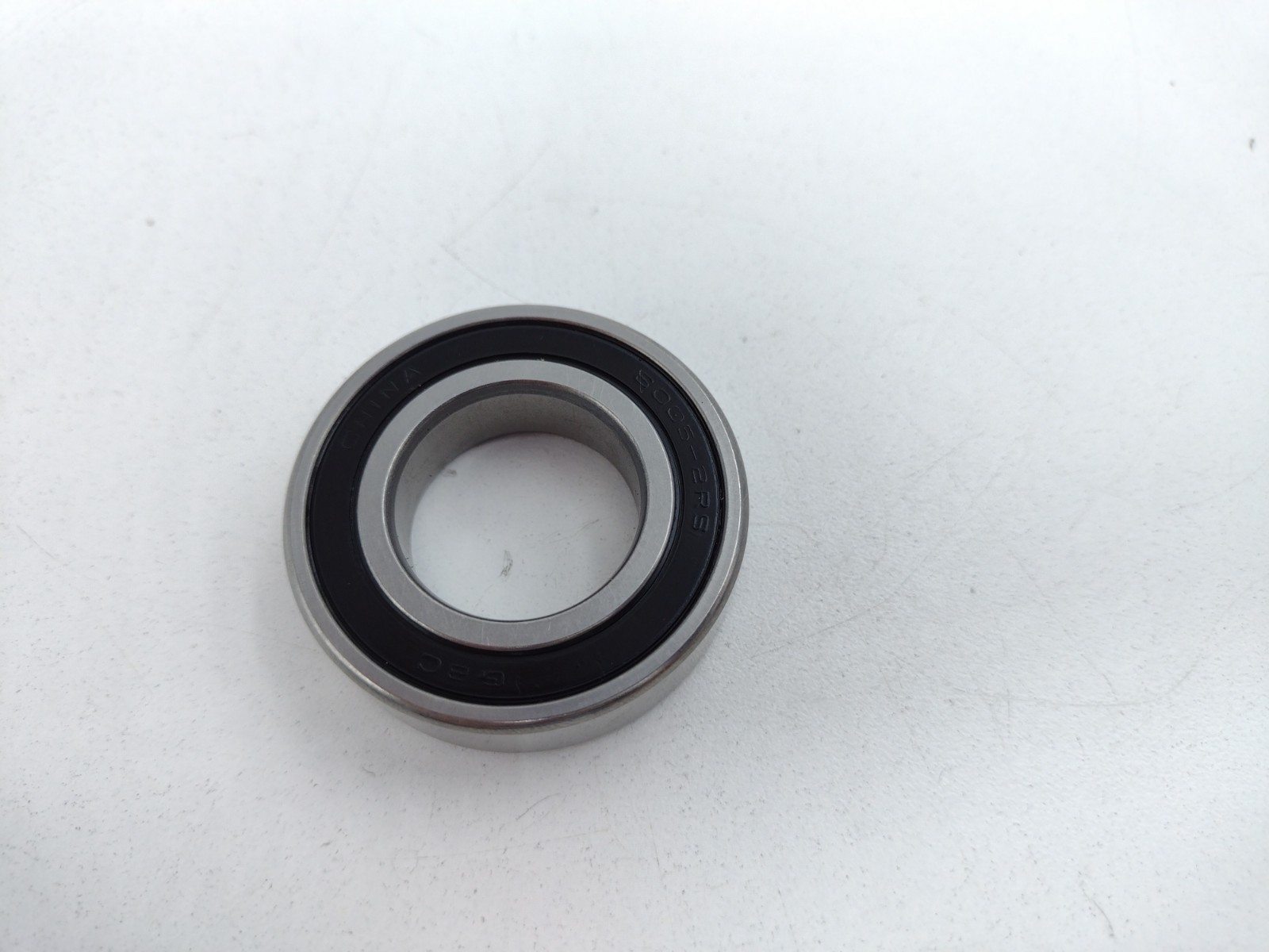 *** General Bearing 6005 2RS E Deep Groove Ball Bearing 25 mm Bore