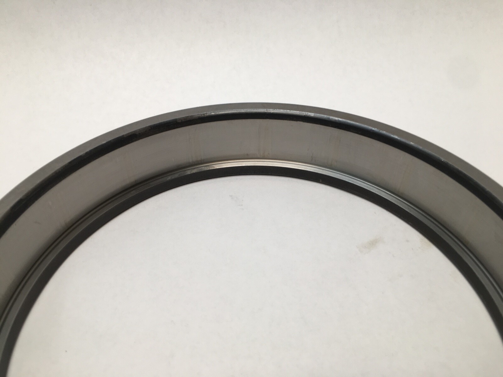 NTN NF226 Cylindrical Roller Bearing 130x230x40 mm NF 226 Japan