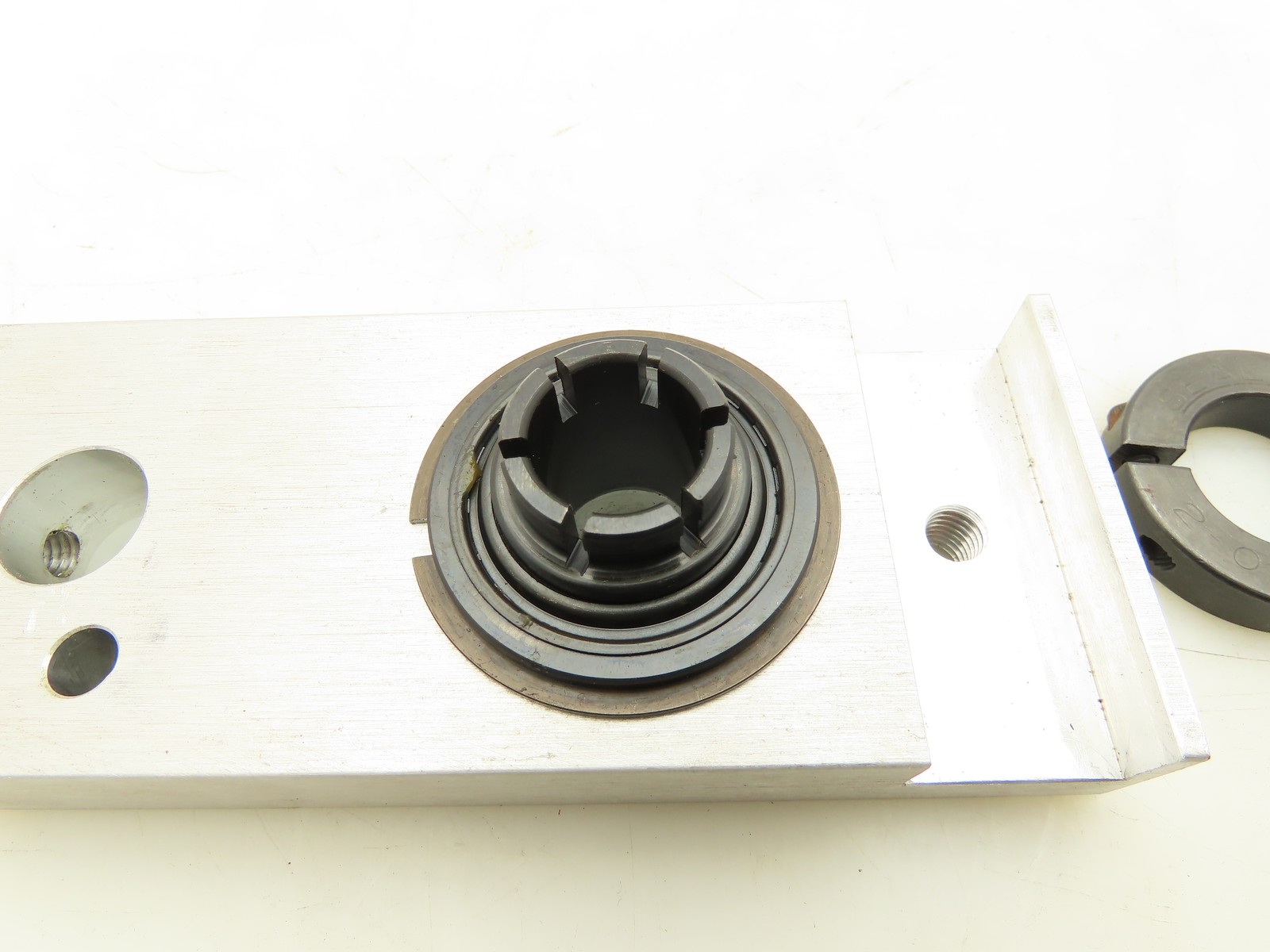Sealmaster 2-012B Ball Insert Bearing 3/4″ ID Aluminum Bracket Assembly