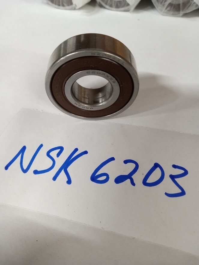 (1) 6203 NSK BEARINGS, NOS