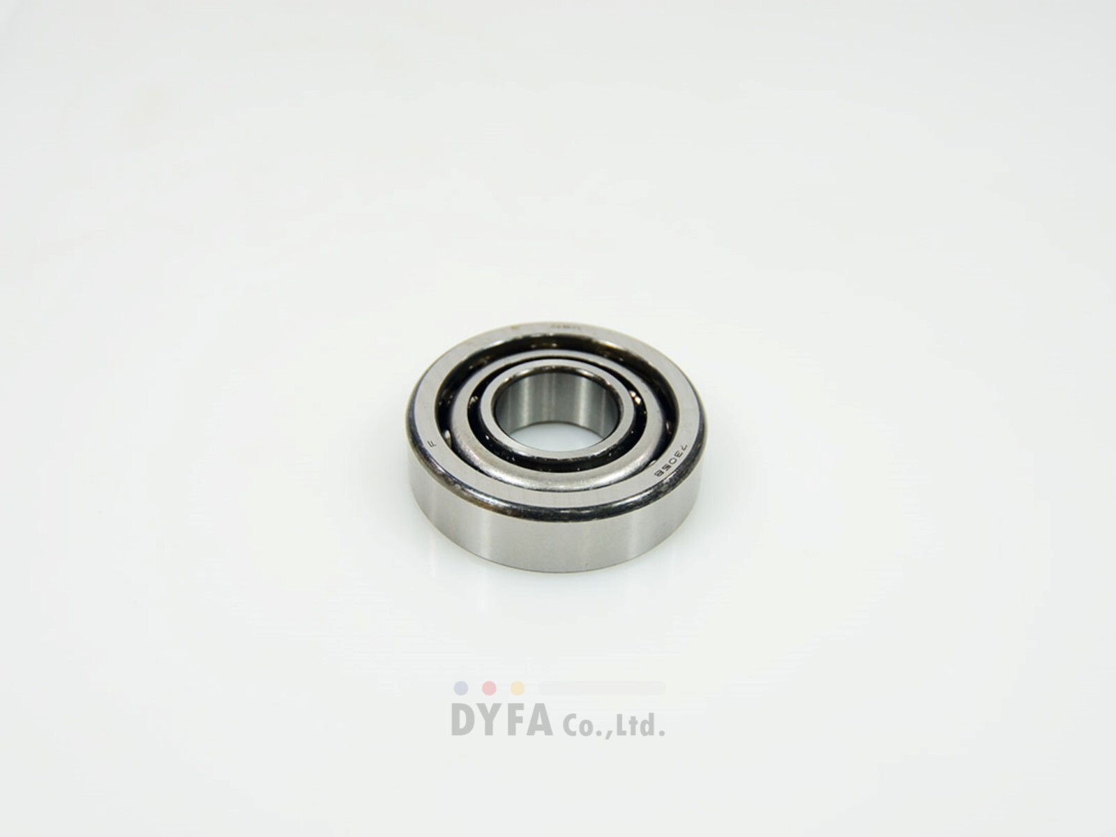 NSK NIB 7303AW 1PCS 17x47x14 Single Row Angular Contact Ball Bearing