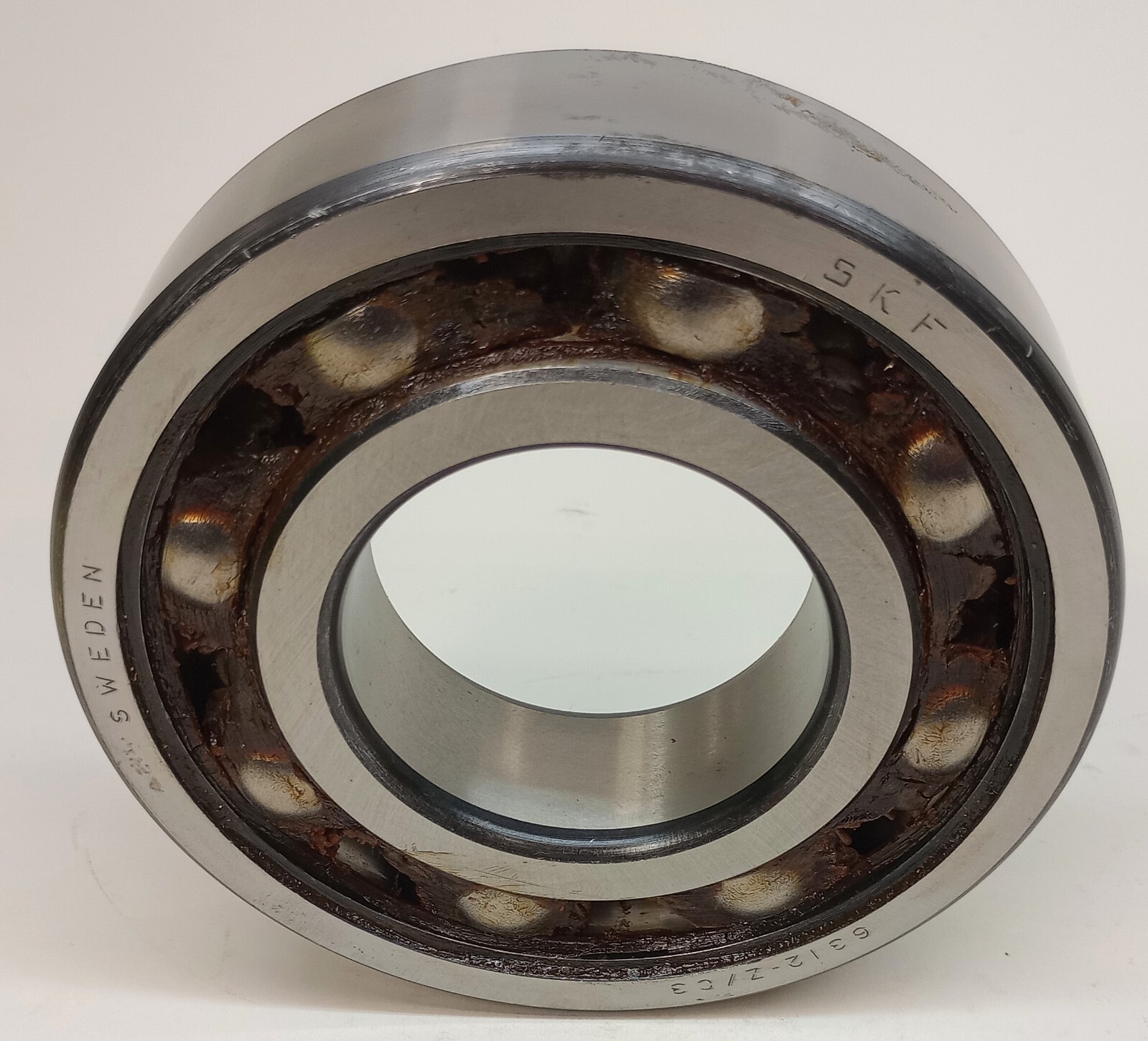 SKF 6312-Z-C3 Ball Bearing Deep Groove 60mm ID X 130mm OD X 31mm W