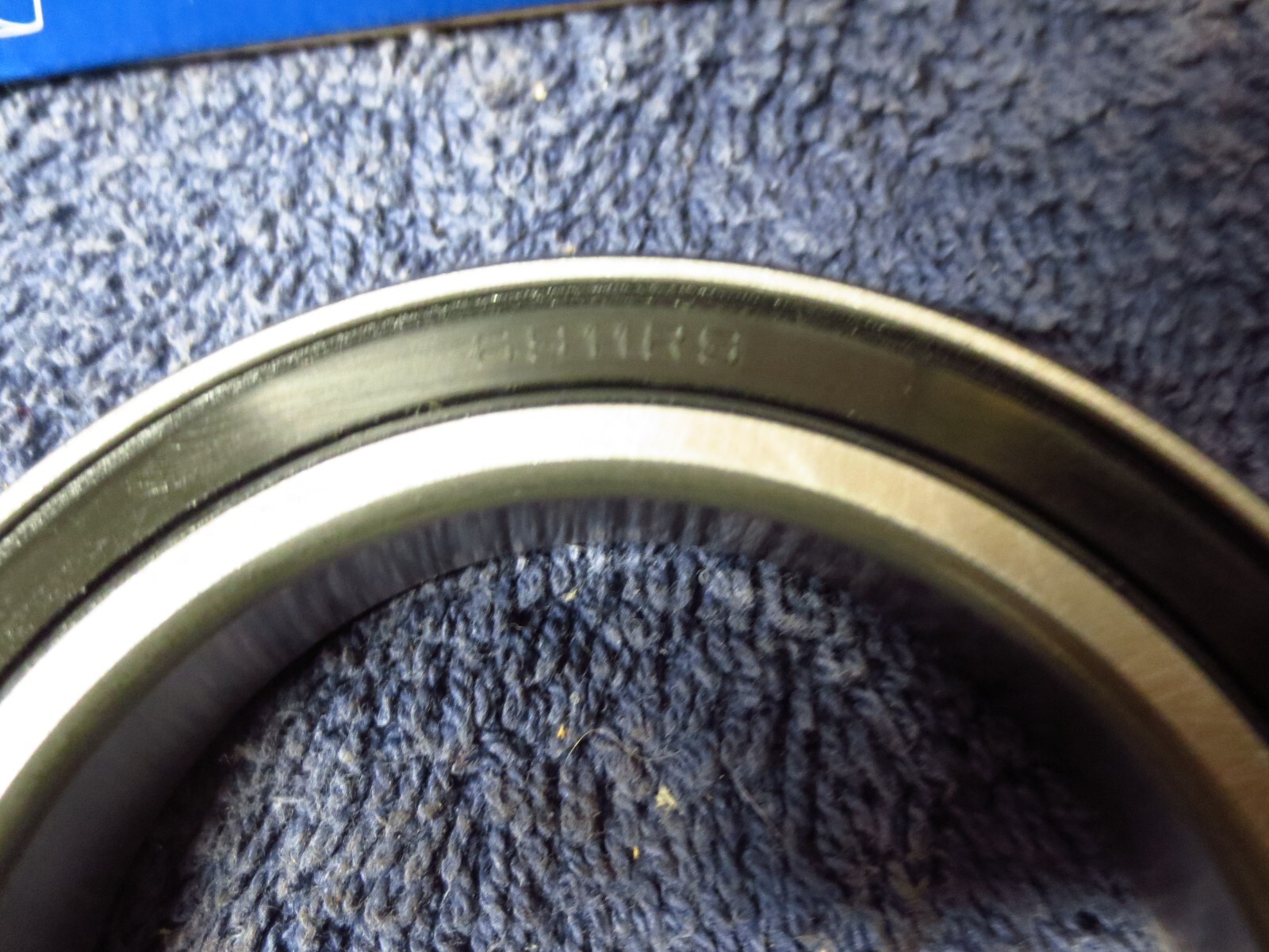 61911-2RS1 SKF New Single Row Ball Bearing Rubber Seals