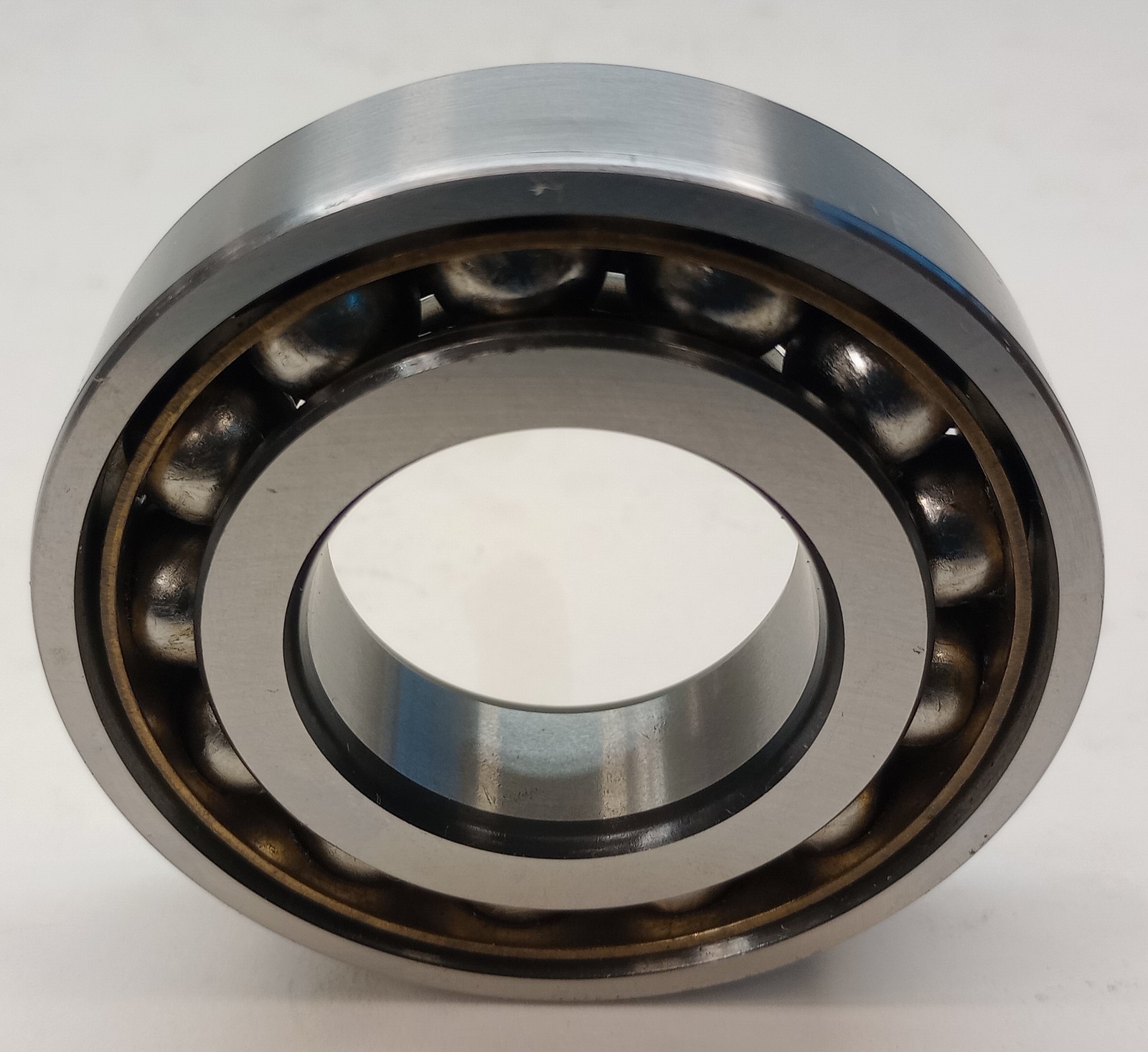 SKF 7207 BEY Angular Contact Ball Bearing 35mm ID X 72mm OD X 17mm W 7207BEY