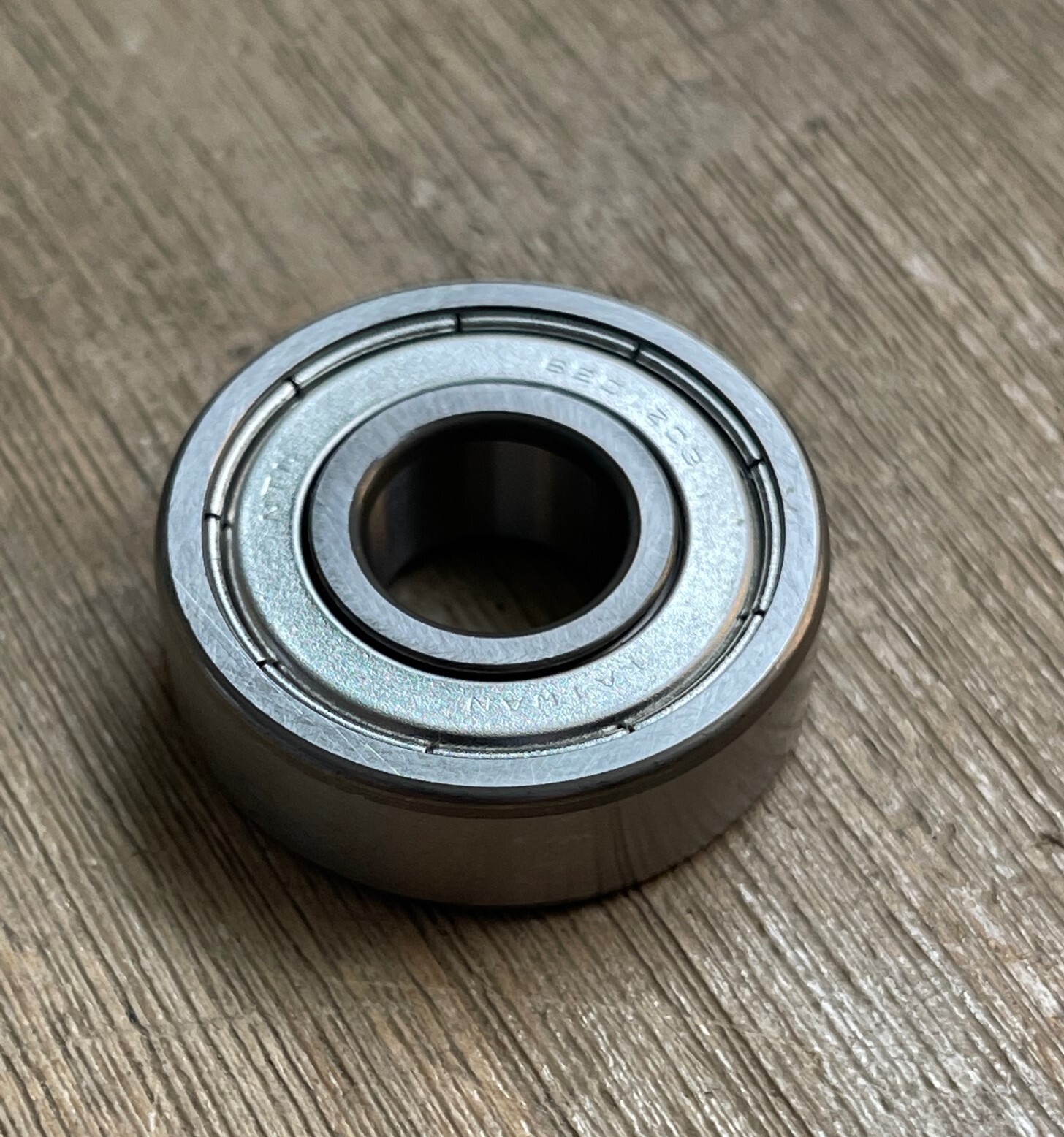 NTN 6201ZZC3/L627 RADIAL BALL BEARING SHIELDED NEW IN BOX