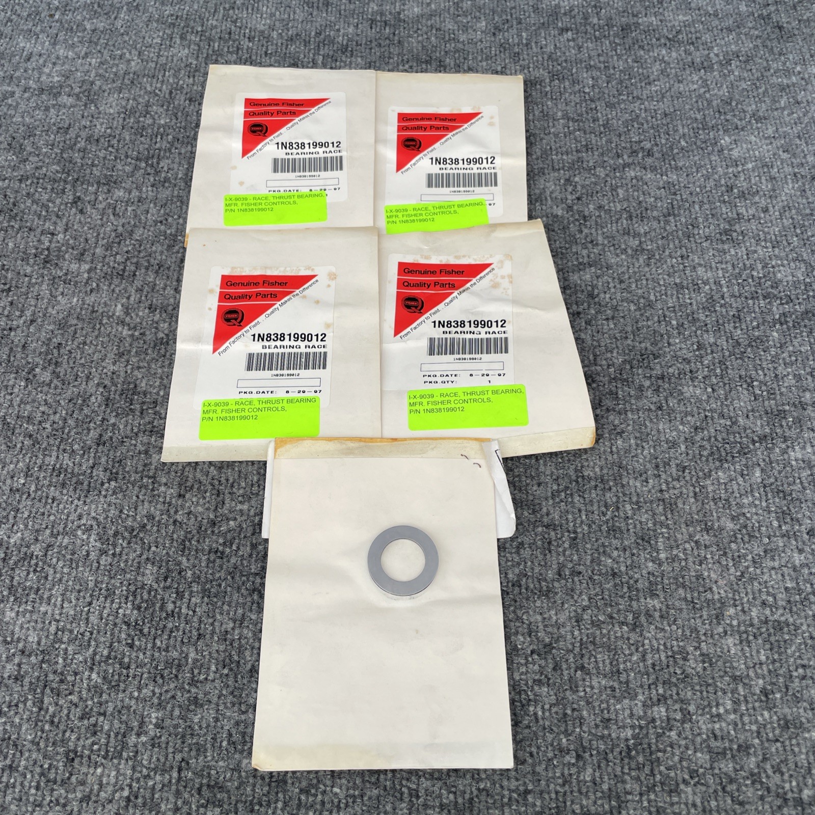 Lot Of 5 – Fisher Controls 1N838199012 Bearing Race Thrust New Other