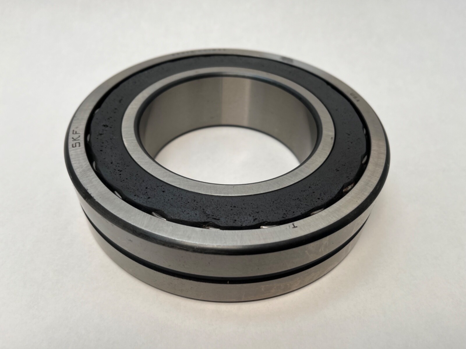 SKF 22218-CC-W33W64 Spherical Roller Bearing 22218-CC-W33-W64 90x160x40 mm