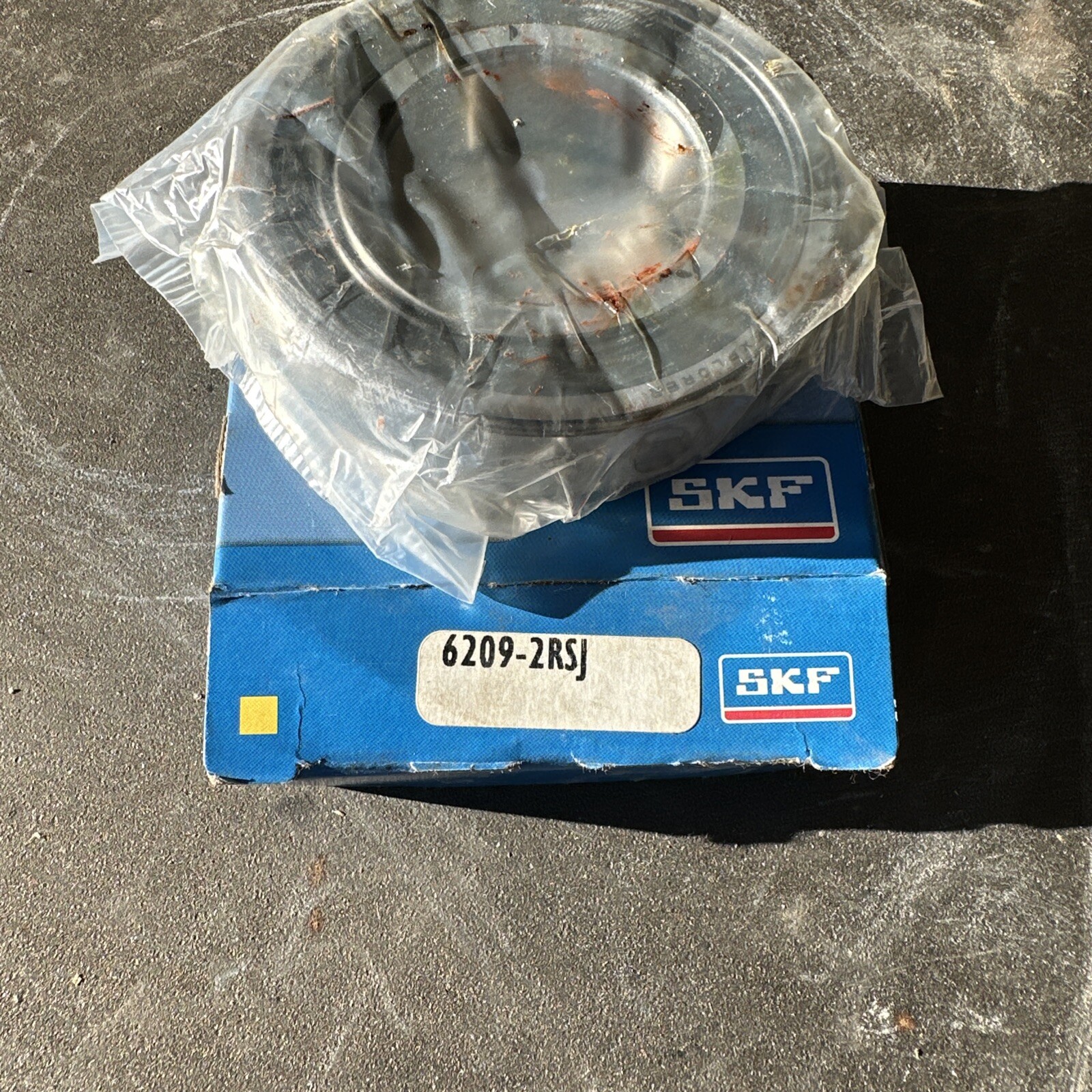 NOS SKF 6209-2RSJ Brand Rubber Seal Ball Bearing 6209 2RSJ 62092RSJ