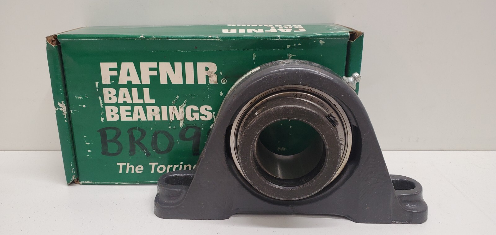 NEW IN BOX! FAFNIR 2-BOLT FLANGE BEARING RAK 1-3/4