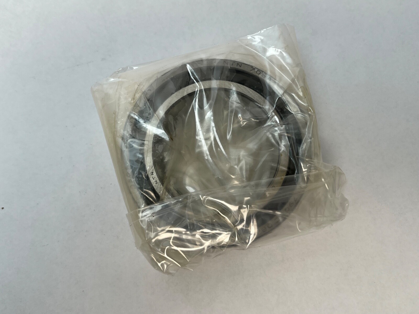 NTN 7908CDBGNP5 Bearing 40x62x12 mm 7908C 7908-C-DB-GN-P5 Japan 2 Pcs
