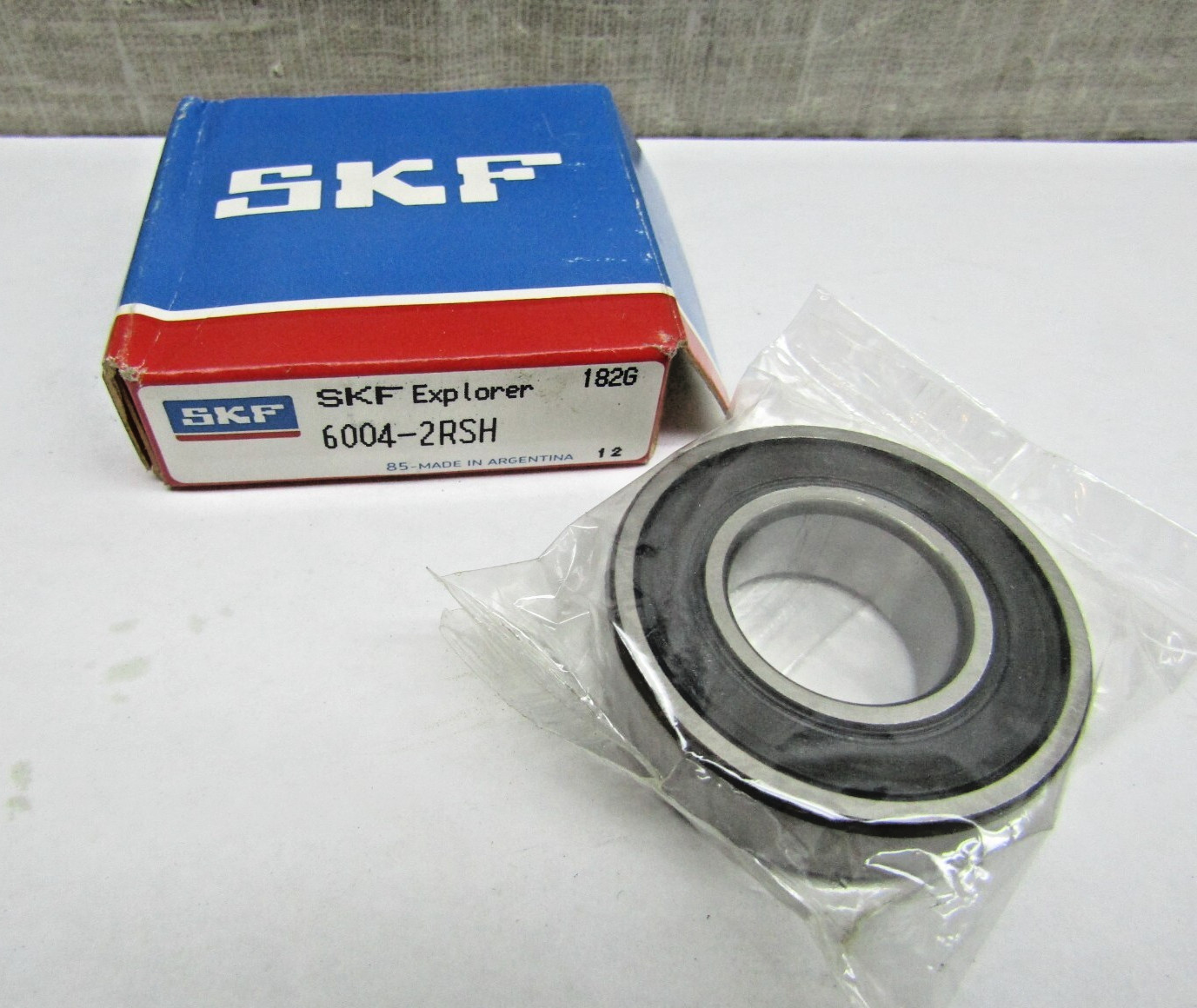 SKF 6004-2RSH 20 mm X 42 mm X 12 mm Sealed Bearing