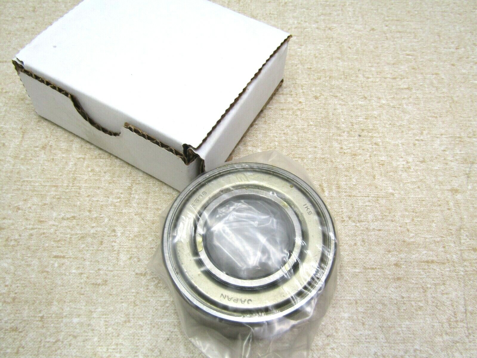 IKS Japan 5506-Z 30mm X 62mm X 24mm Angular Contact Bearing 1 Metal Shield