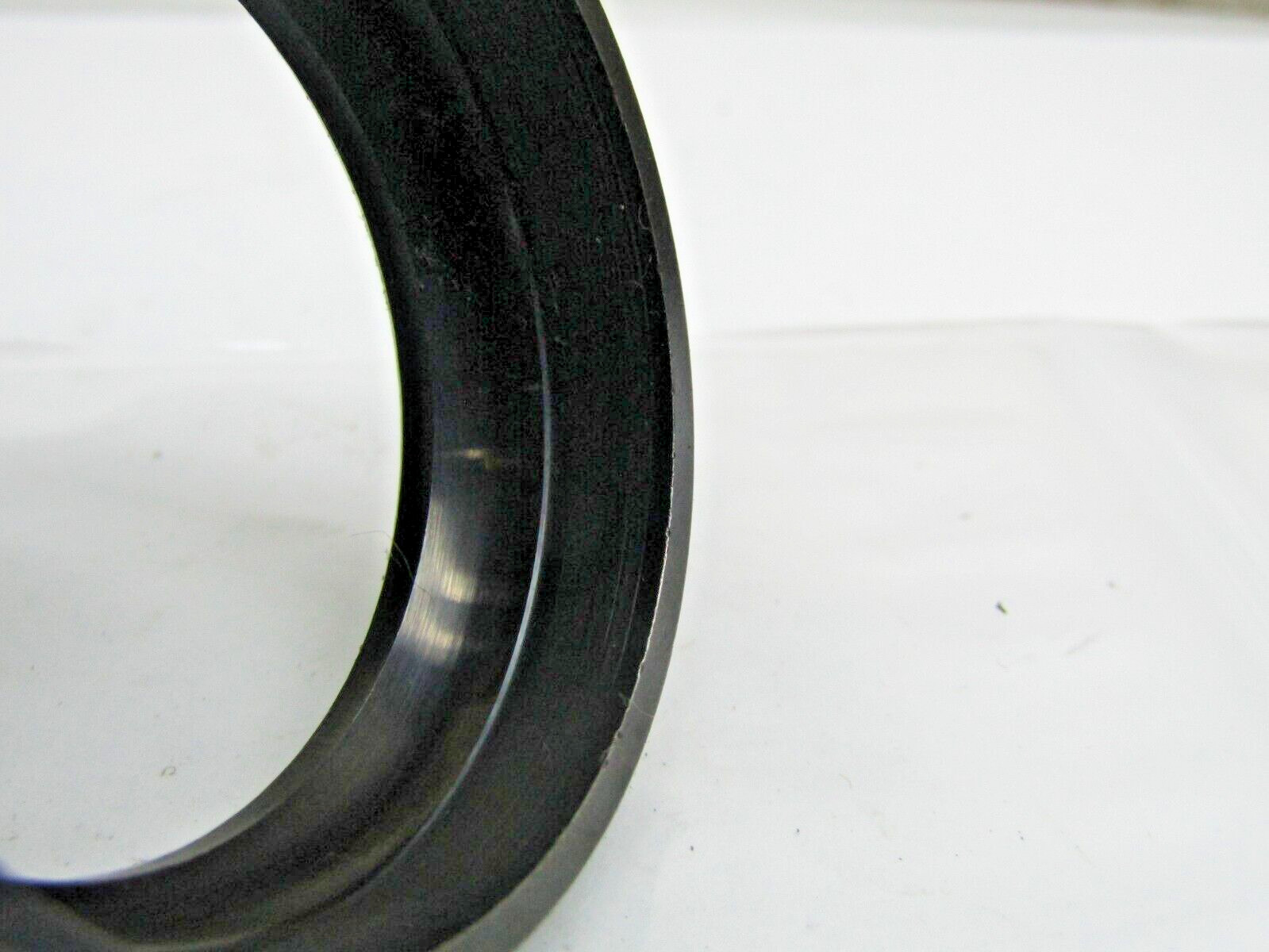 Green Bearing BB-09195-T Vintage Automotive Bearing Outer Race