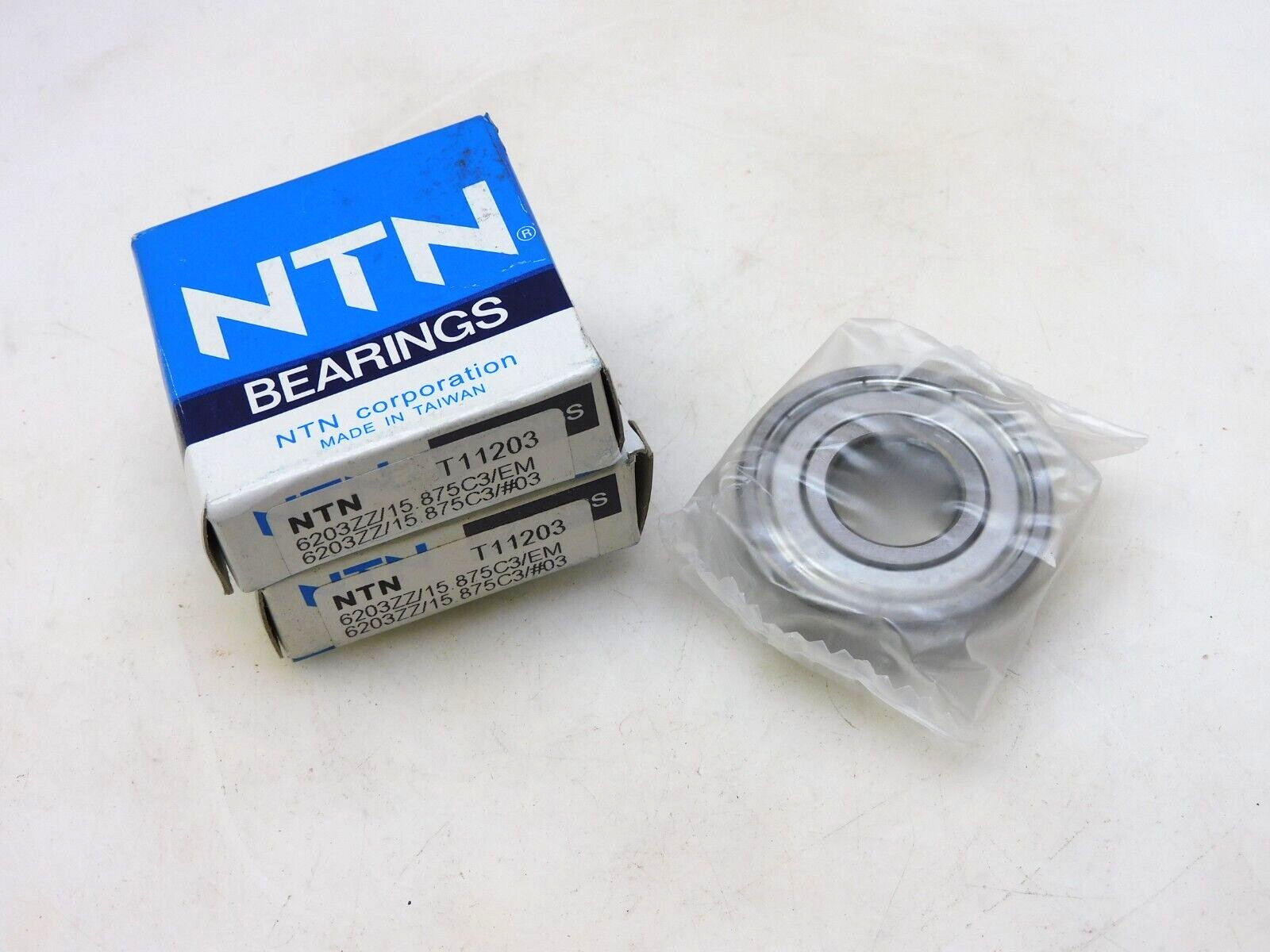 LOT OF 2 NTN 6203ZZ/15.875C3/EM BALL BEARING