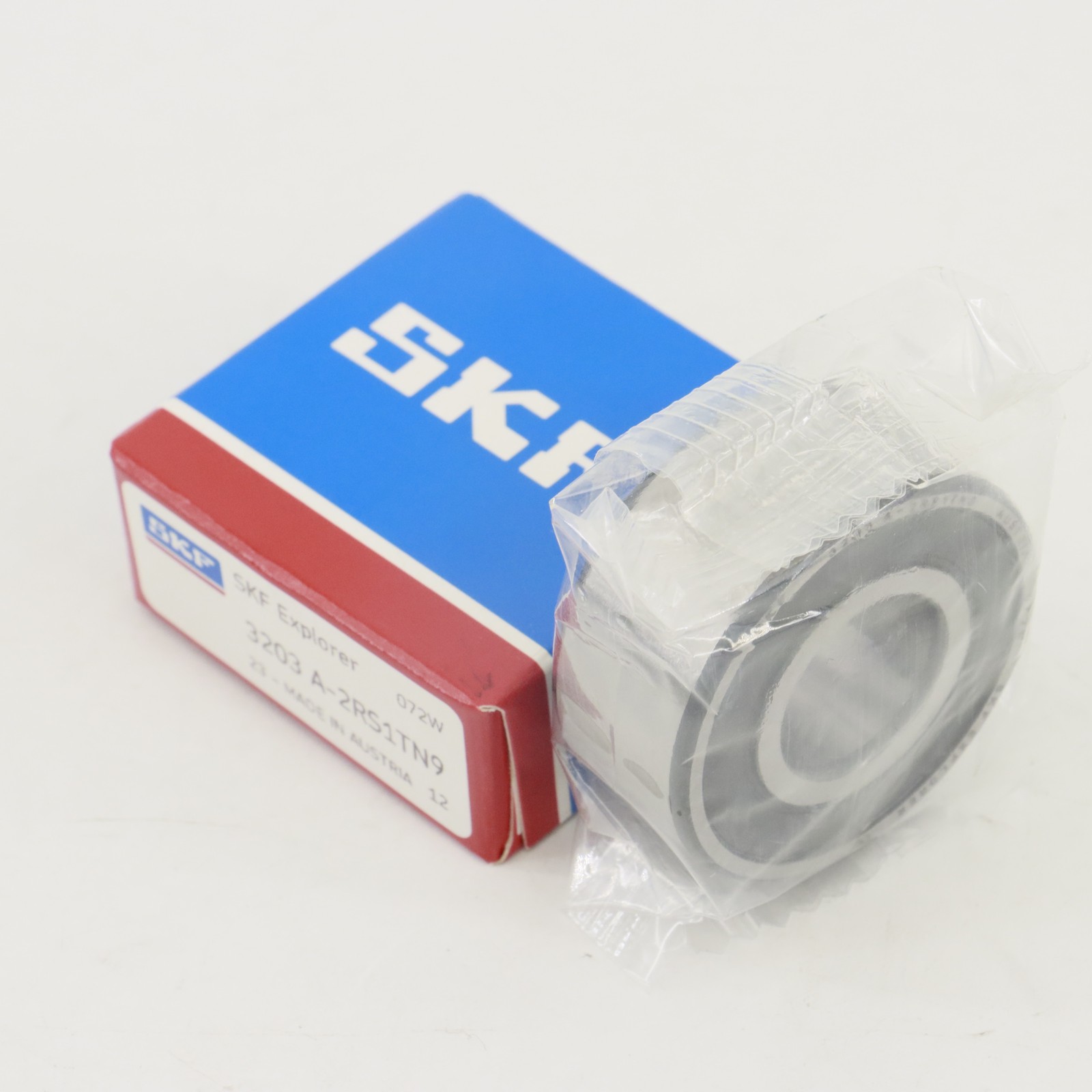 NEW SKF 3203 A-2RS1TN9/C3MT33 Double Row Angular Contact 17 x 40 x 0.6875″