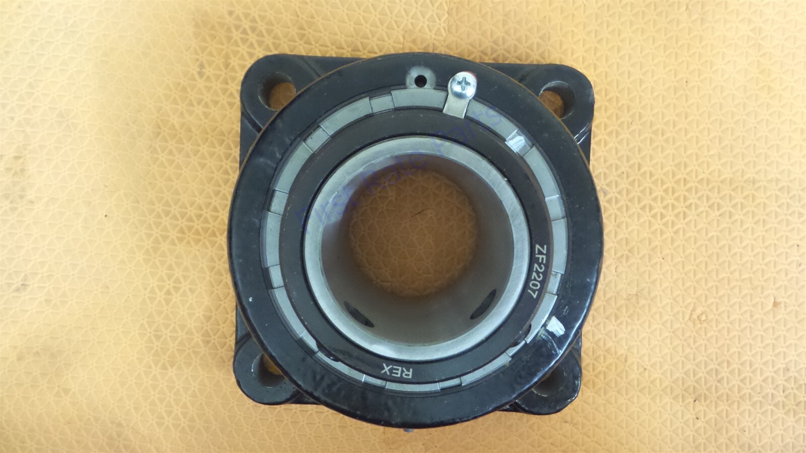 Rexnord ZF2207 Spherical Roller Bearing Flange 2-7/16″ 2-7/16 in Rex Block NEW