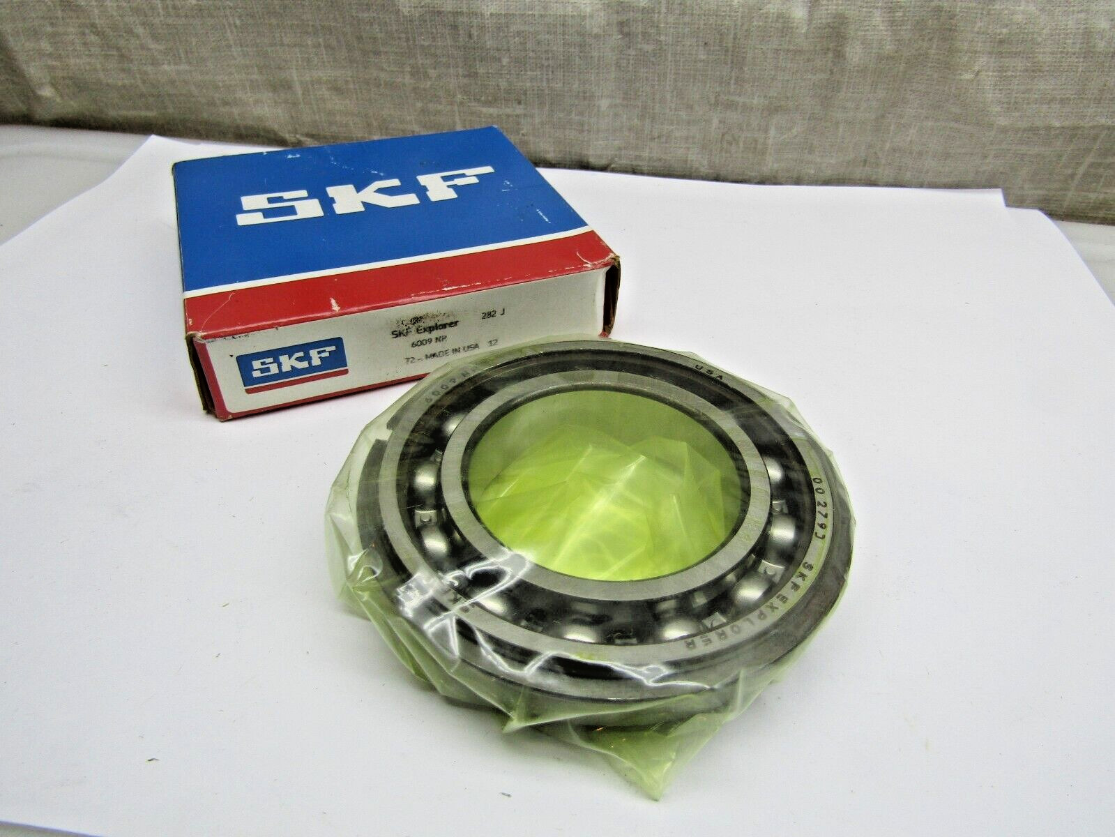 SKF 6009NR 45mm X 75mm X 16mm Open Snap Ring Bearing 6009-NR Made in USA