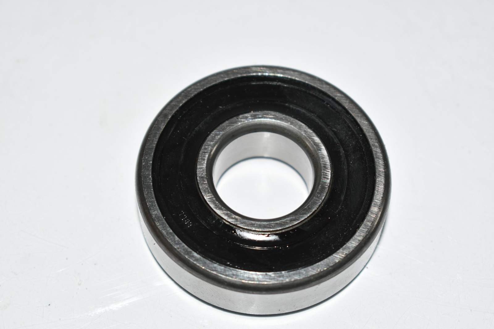 NEW SKF 6304 2RSJEM Medium 6300 Series Deep Groove Ball Bearing