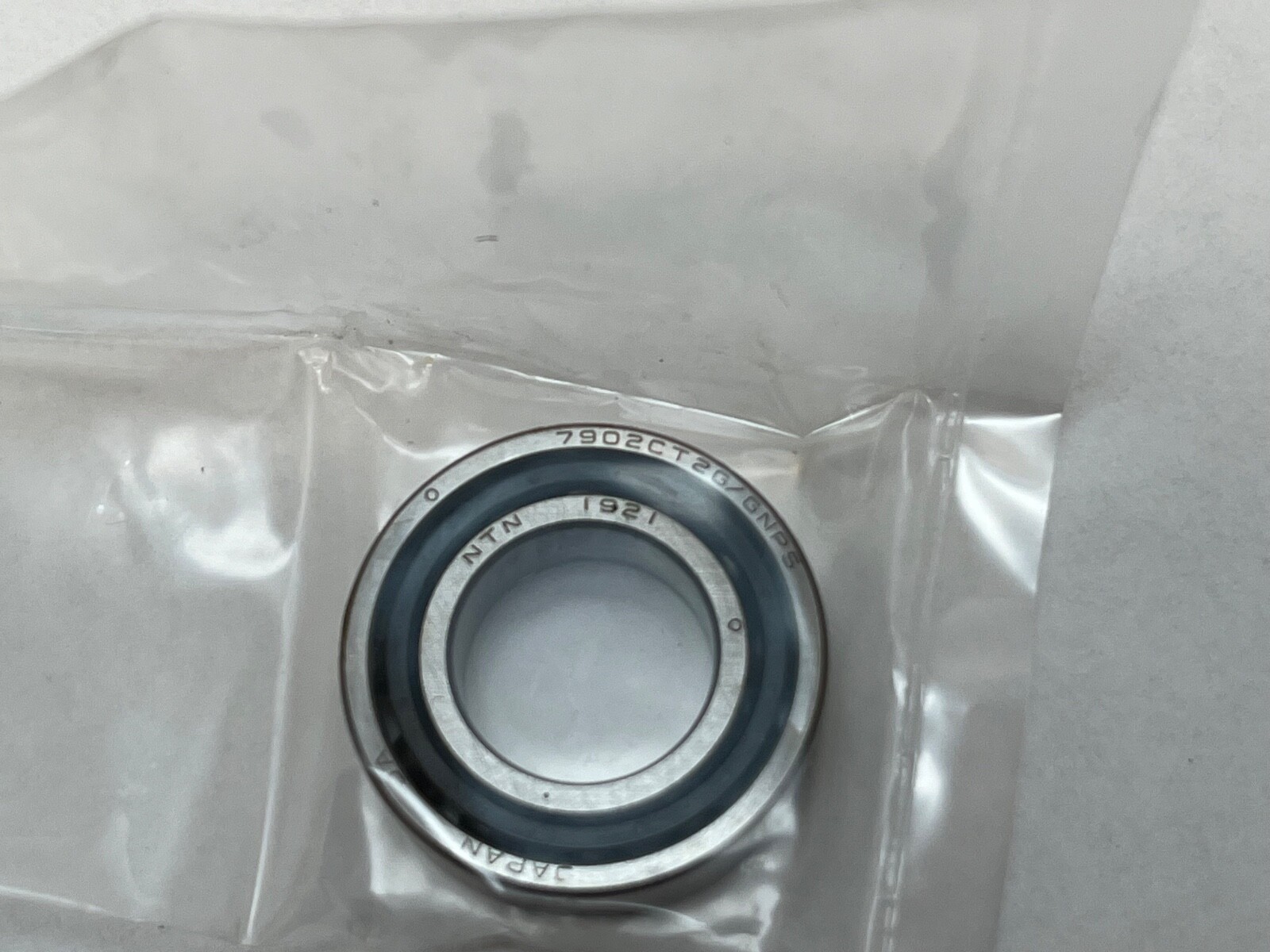NTN 7902CT2GGNP5 Bearing 15x28x7 mm 7902C 7902-C-T2-G-GN-P5 Japan