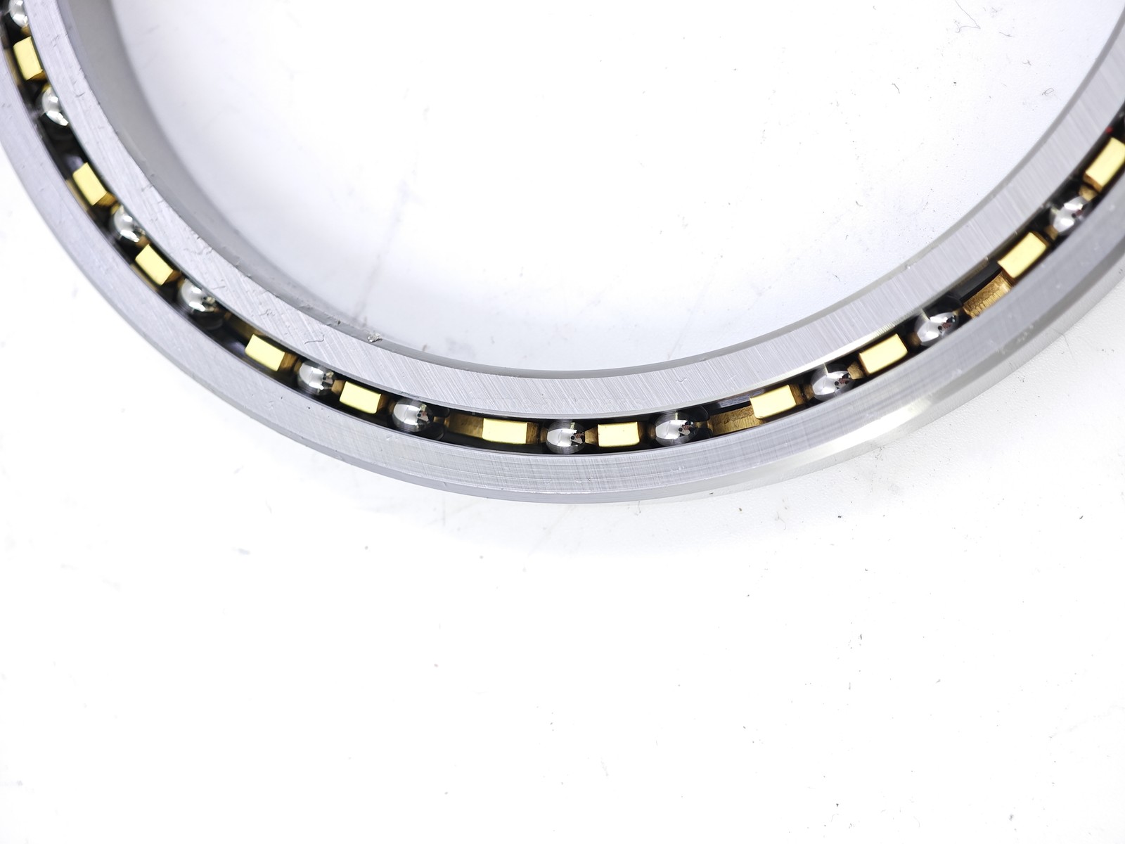 CSXD045 Roller Bearing 4.5″x5.5″x0.5″ (114.3mm x 139.7mm x 12.7mm) KD045XP0