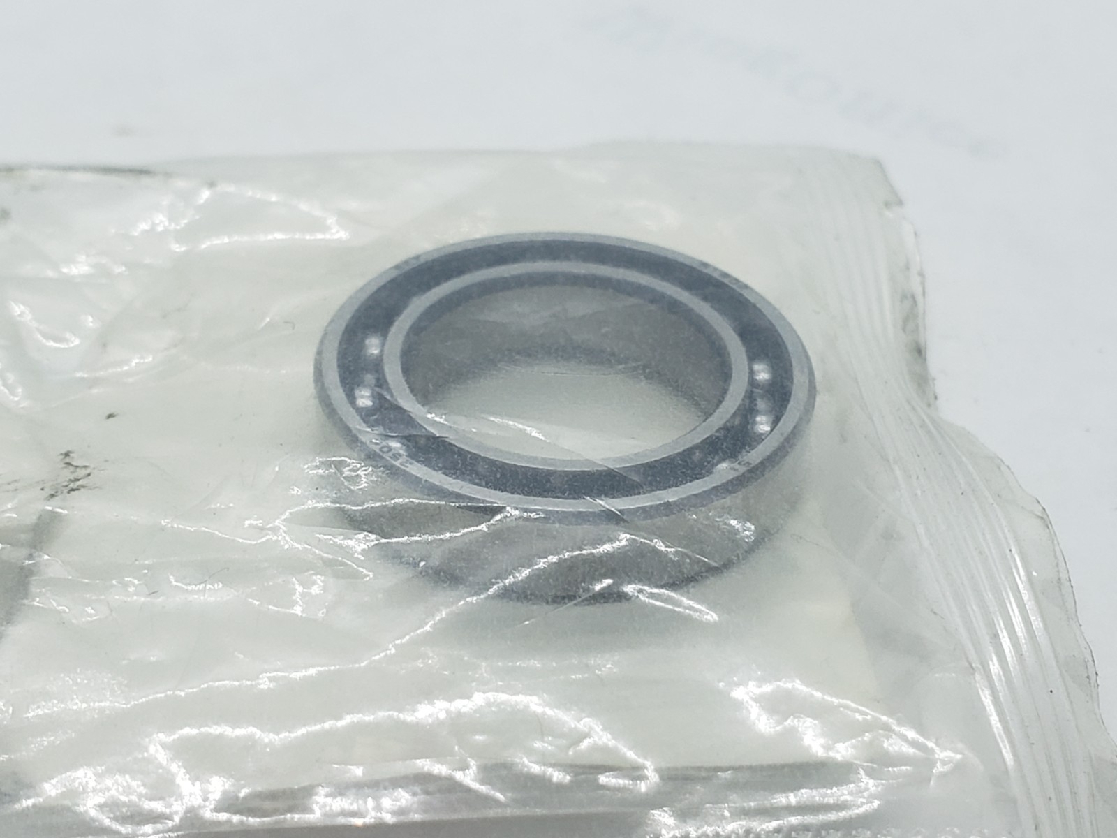 SKF 61802 DEEP GROOVE BALL BEARING, NIB
