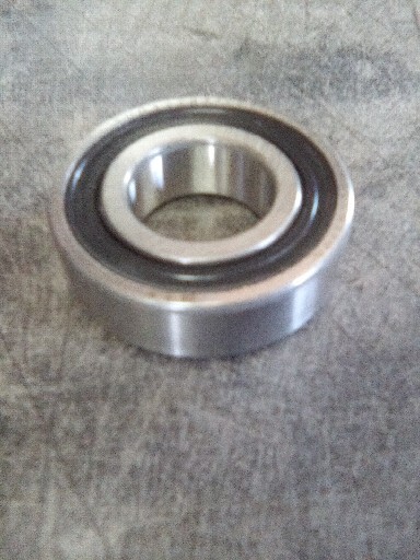 SKF 6004-2RS1/C3HT Single Row Ball Bearing New – Old Stock