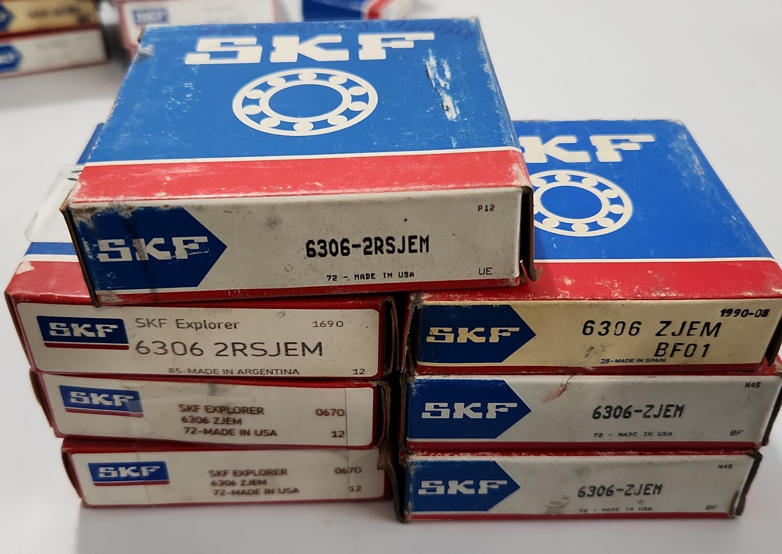 *NEW HUGE SURPLUS SALE* SKF 6308NRJEM 6307JEM 62082RSJEM 6306ZJEM 63052ZJEM