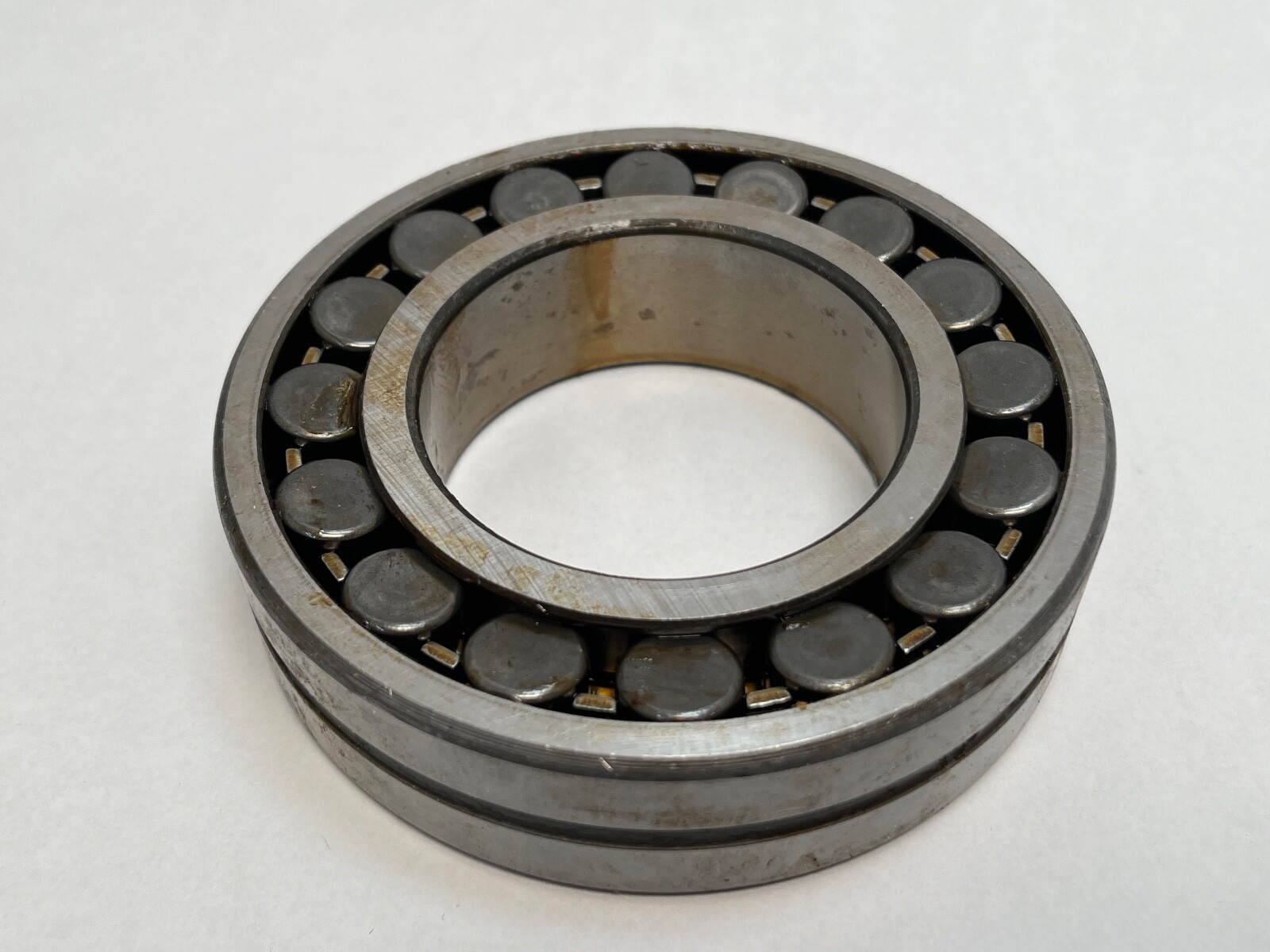 Torrington 22212KVJW33 Spherical Bearing 60x110x28 mm 22212-K-VJ-W33 USA